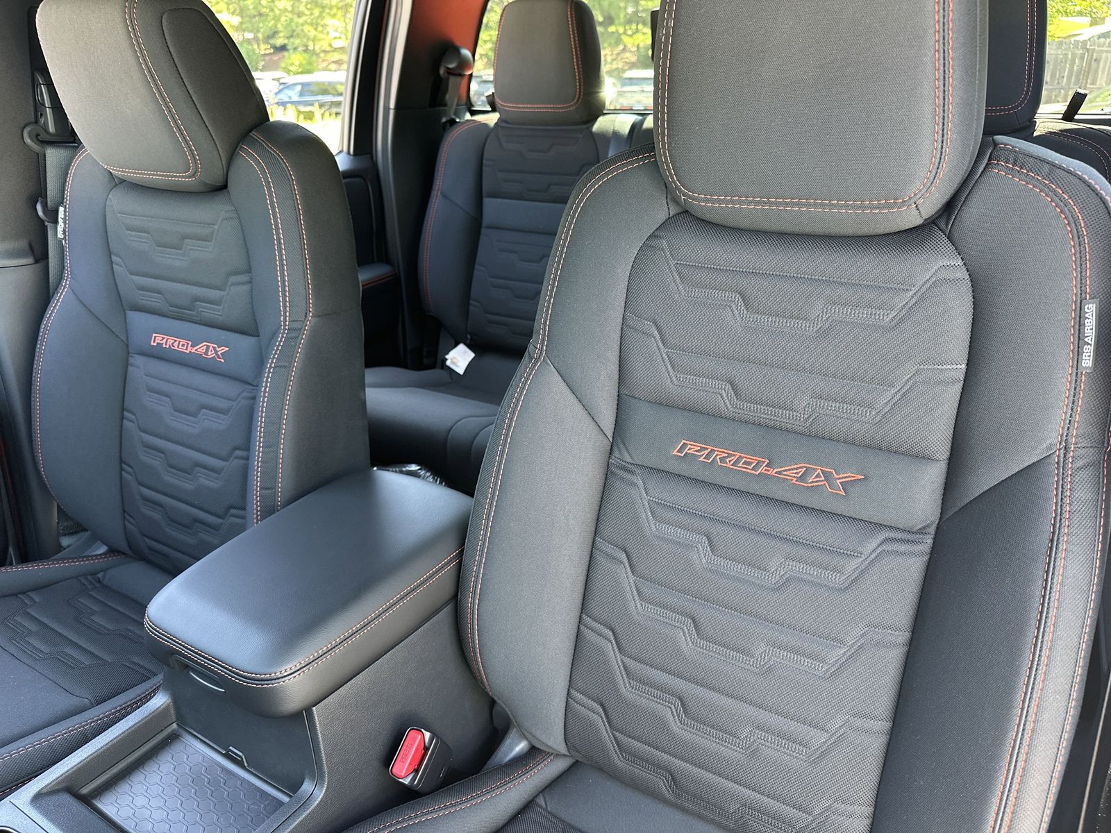 2025 Nissan Frontier PRO-4X photo 19