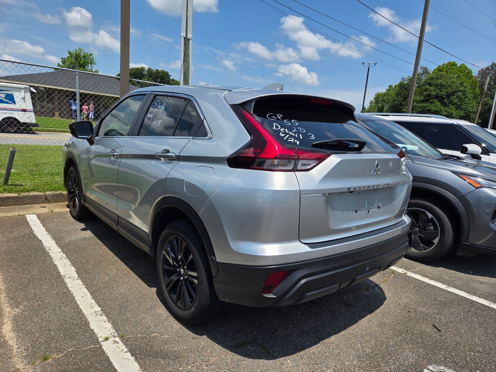 Used 2024 Silver Mitsubishi LE image 6