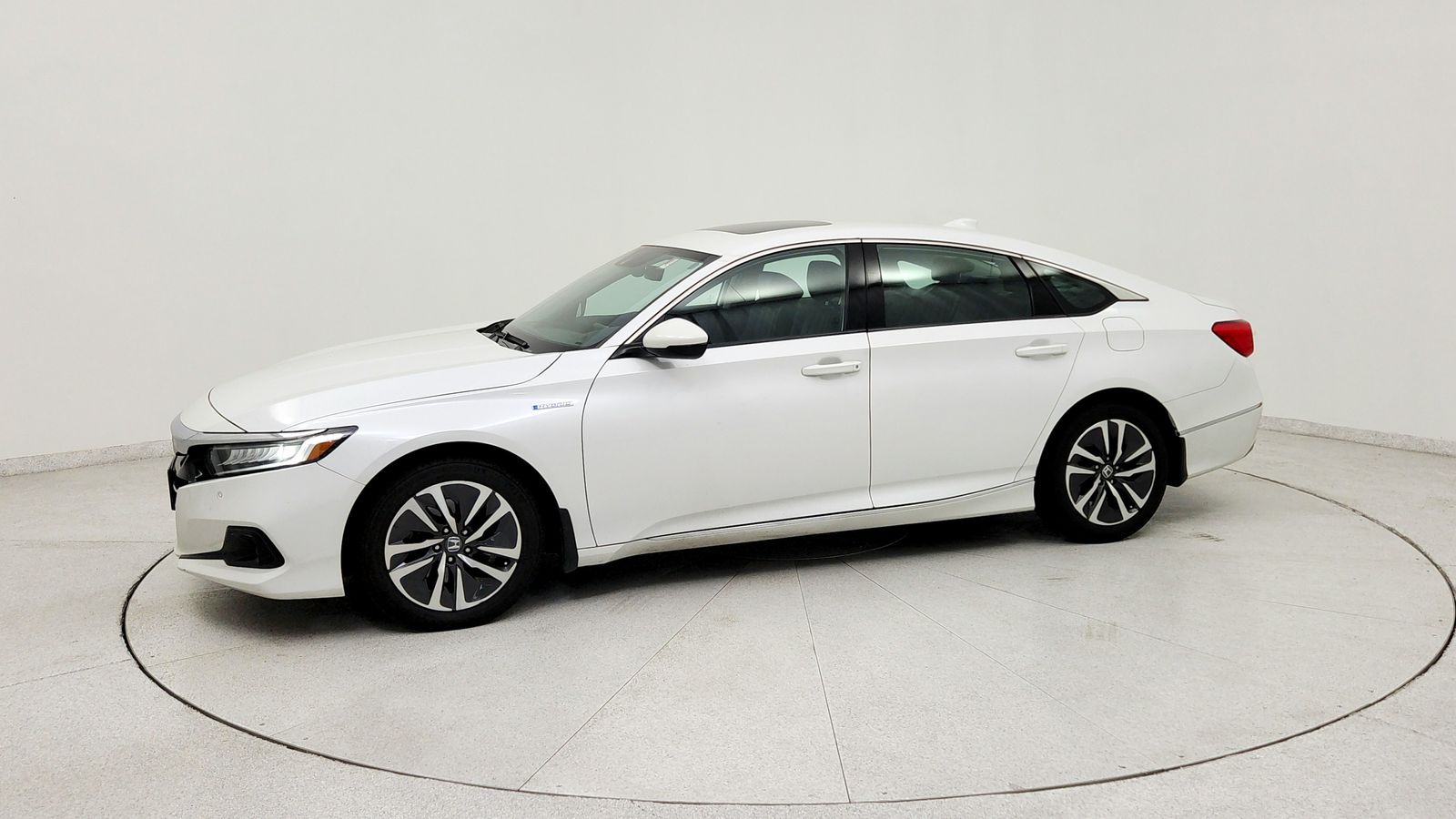 Used 2022  Honda EX-L image 3