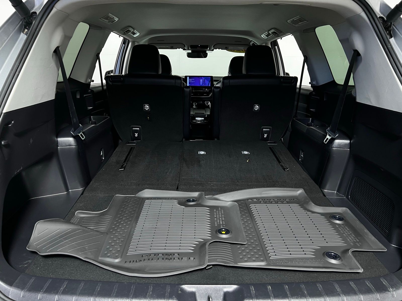 Thumbnail: 2025 Toyota Grand Highlander - 27