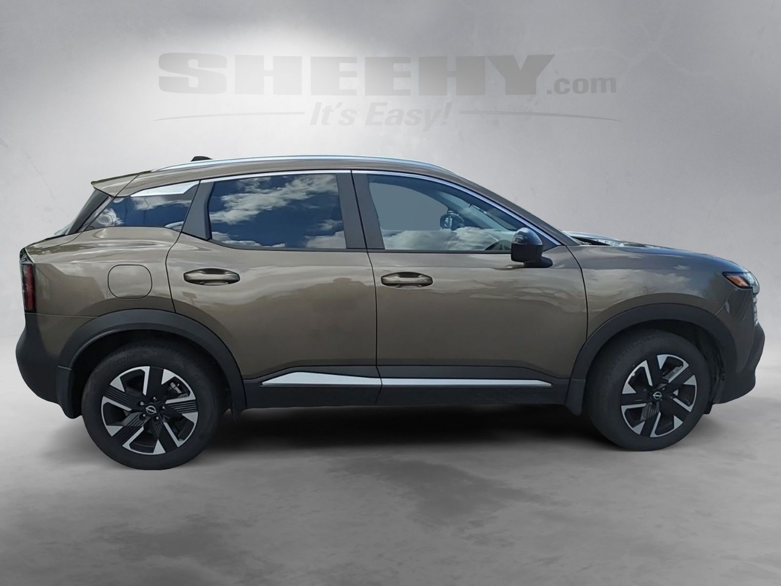Used 2026 Brown Nissan SV image 10