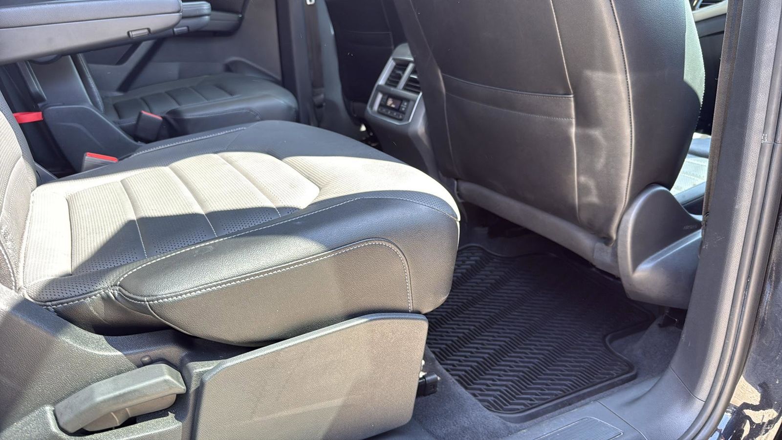 Used Car 2018 Volkswagen Atlas  Sel Premium For Sale Under $25,000 In Austin, Texas