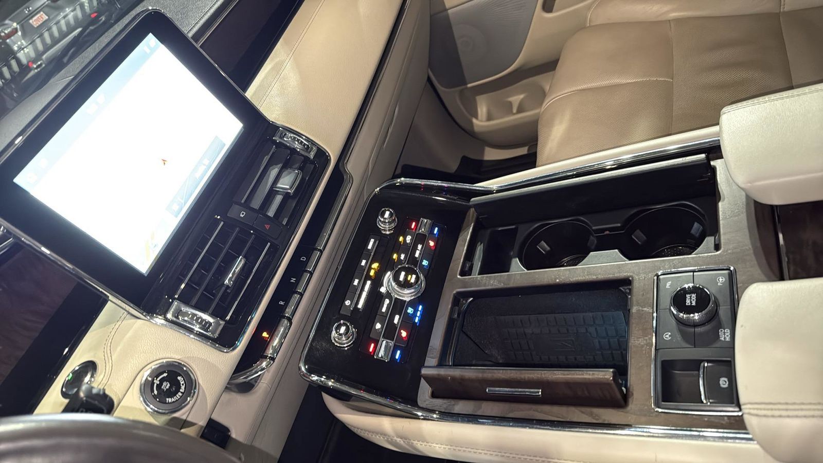 Used Car 2021 Lincoln Navigator  Reserve For Sale Under $50,000 In Austin, Texas