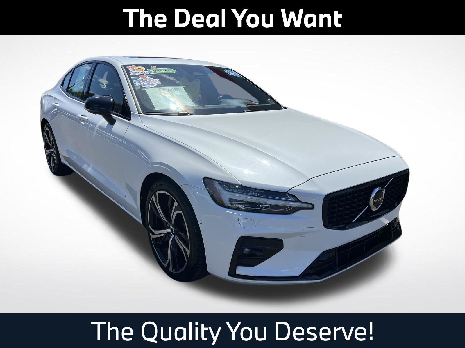 Crystal White Metallic 2024 Volvo S60 B5 Ultimate Dark Theme AWD Sedan All-Wheel Drive Automatic
