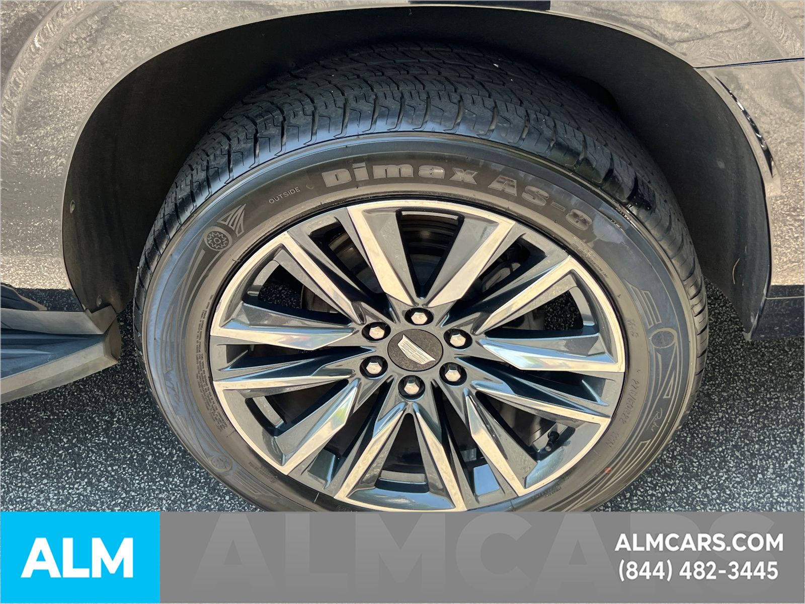 Used 2022 Black Cadillac Sport image 27