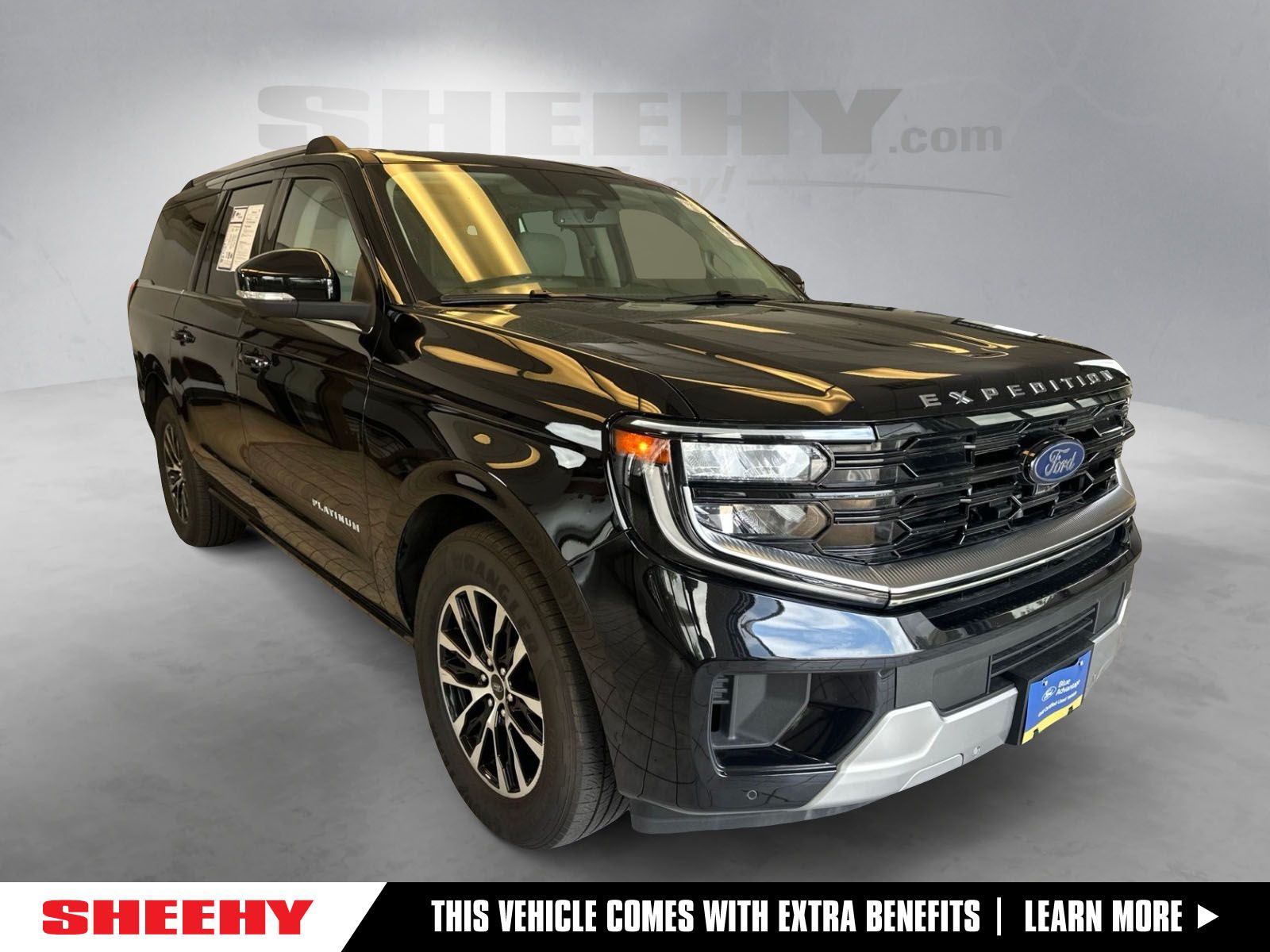 Agate Black Metallic 2025 Ford Expedition SUV / Crossover Four-Wheel Drive Automatic