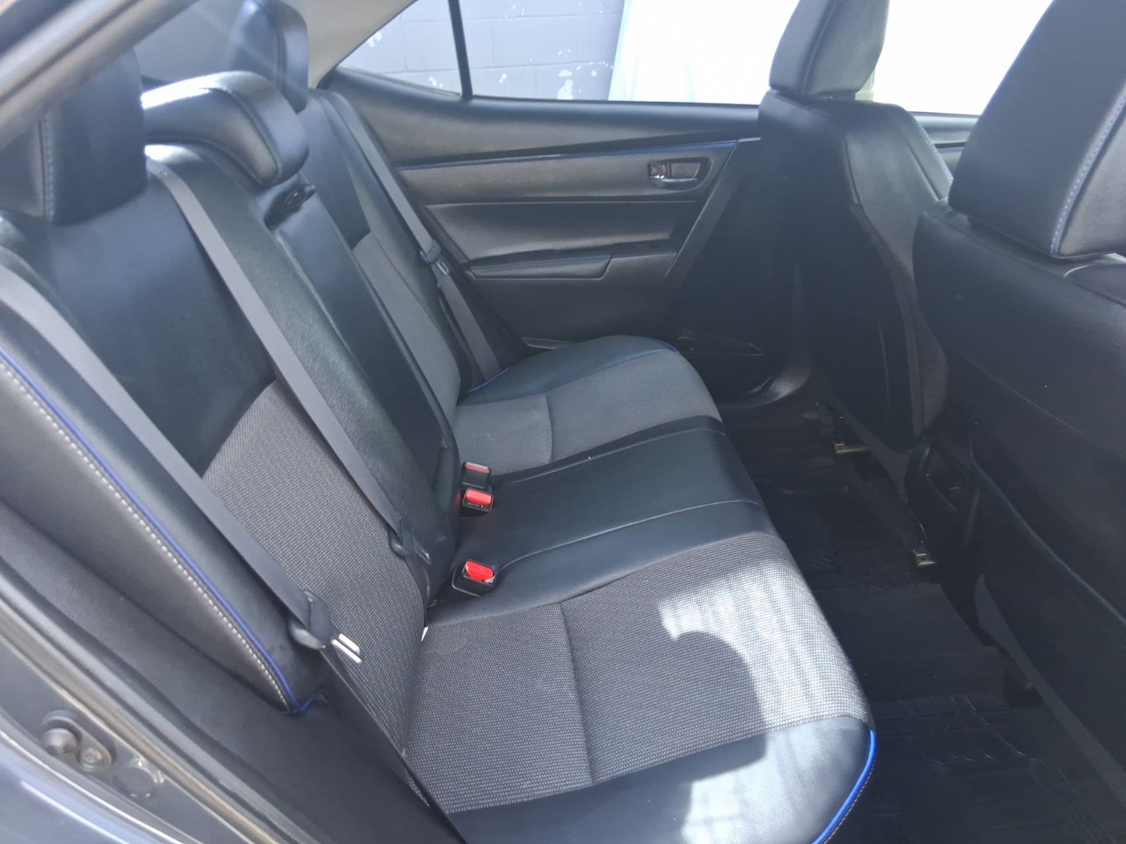 Used Car 2018 Toyota Corolla  Se For Sale Under $15,000 In Austin, Texas