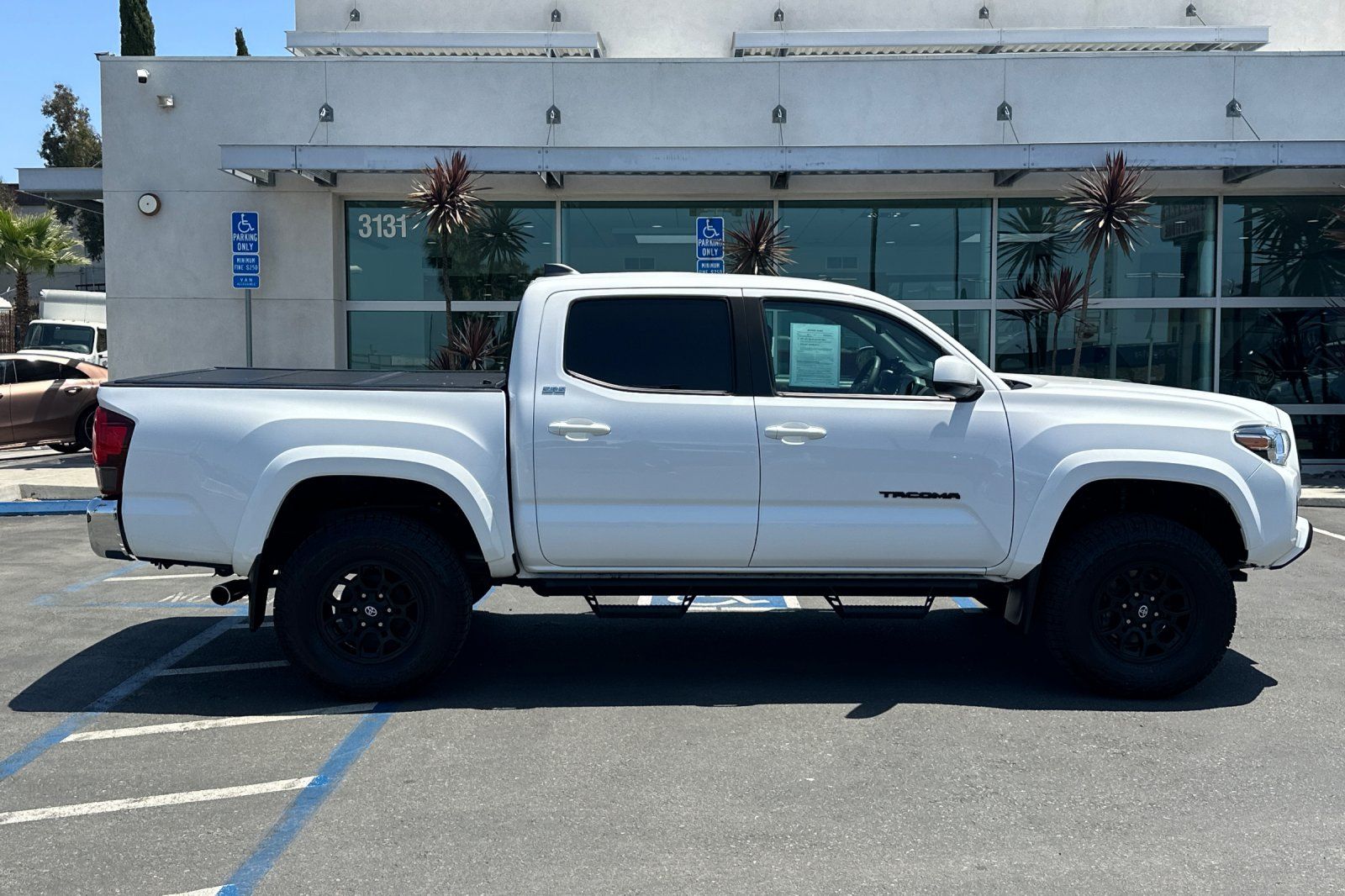 View vehicle photo 3