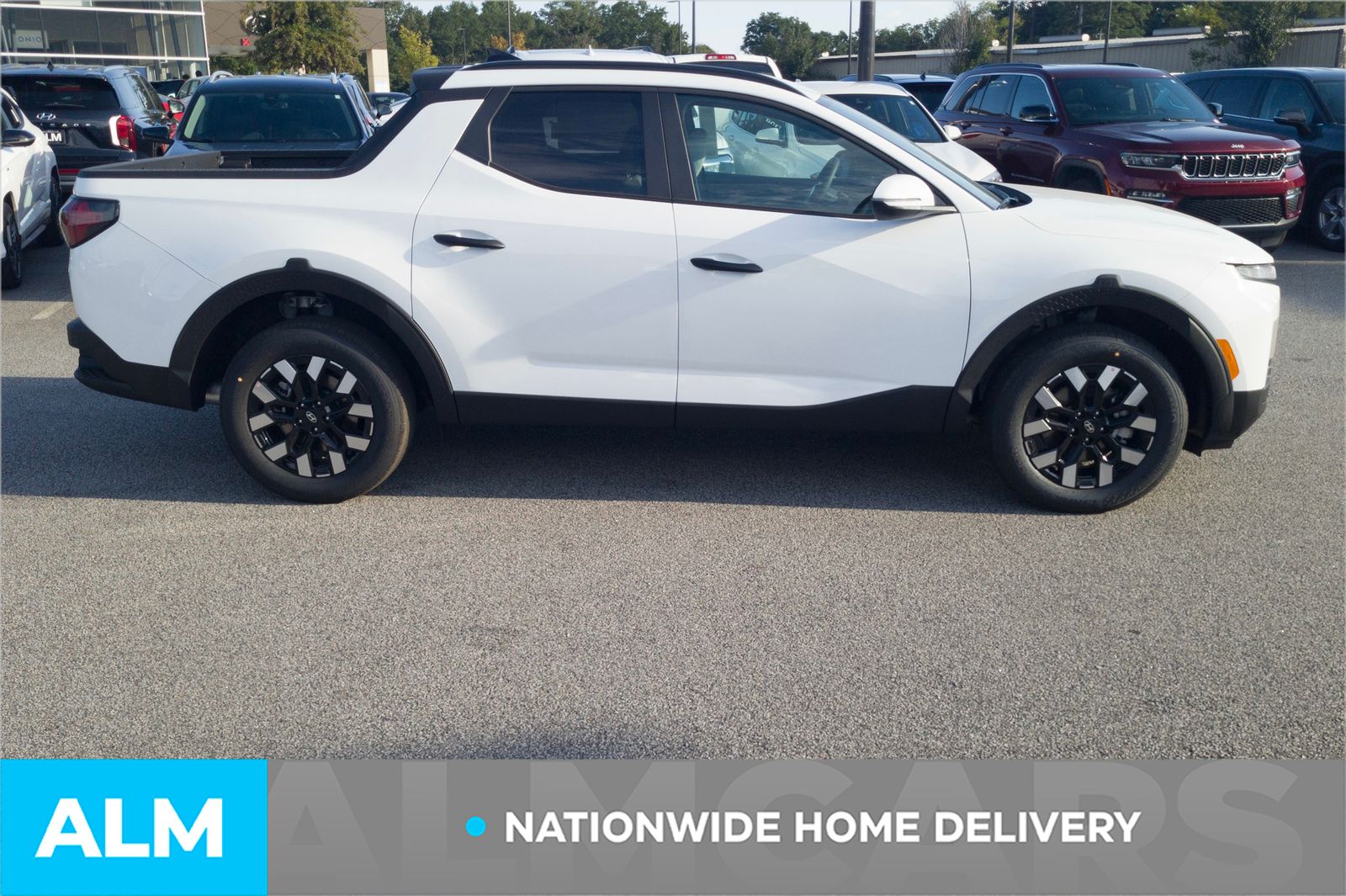 Used 2026 White Hyundai SEL image 4