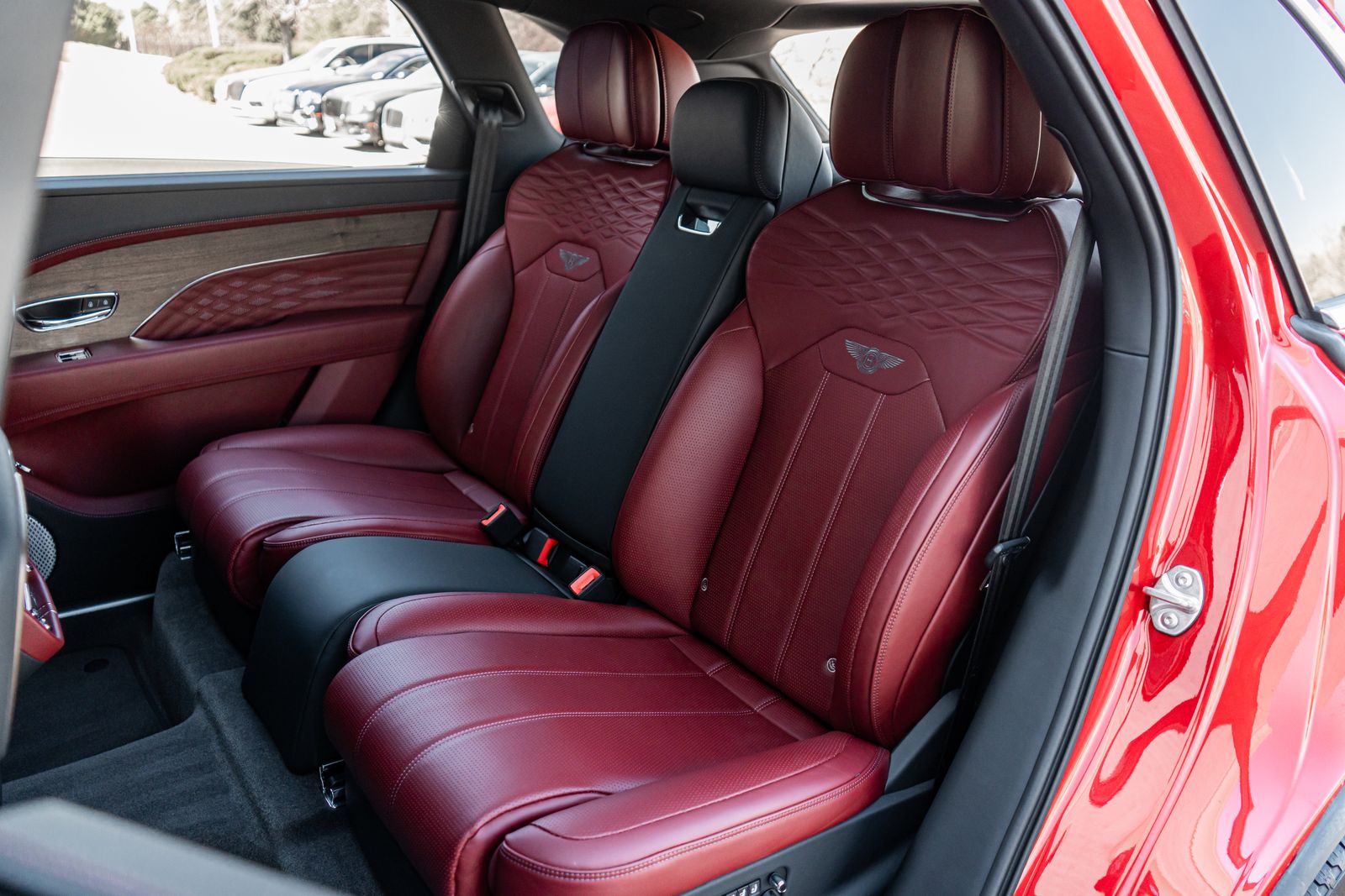 2024 Bentley Bentayga Azure - Photo 37