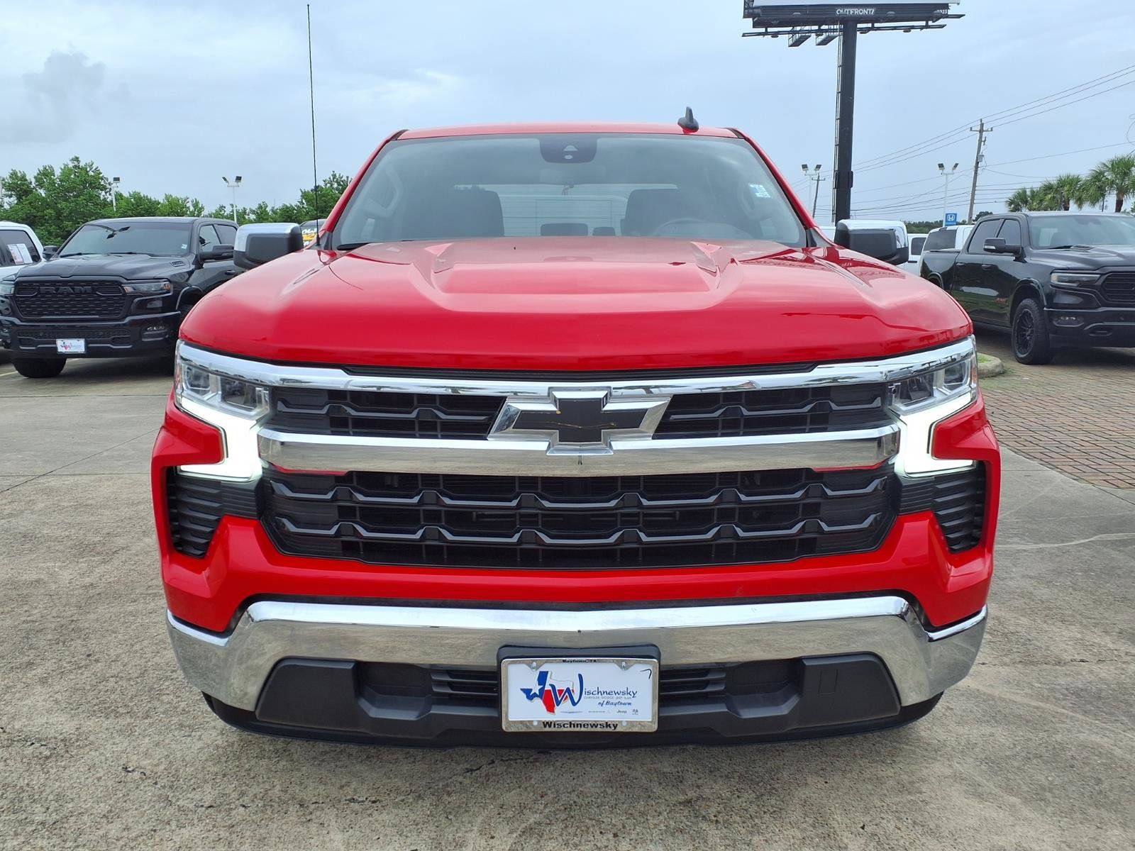 2022 Chevrolet Silverado 1500 LT - 1