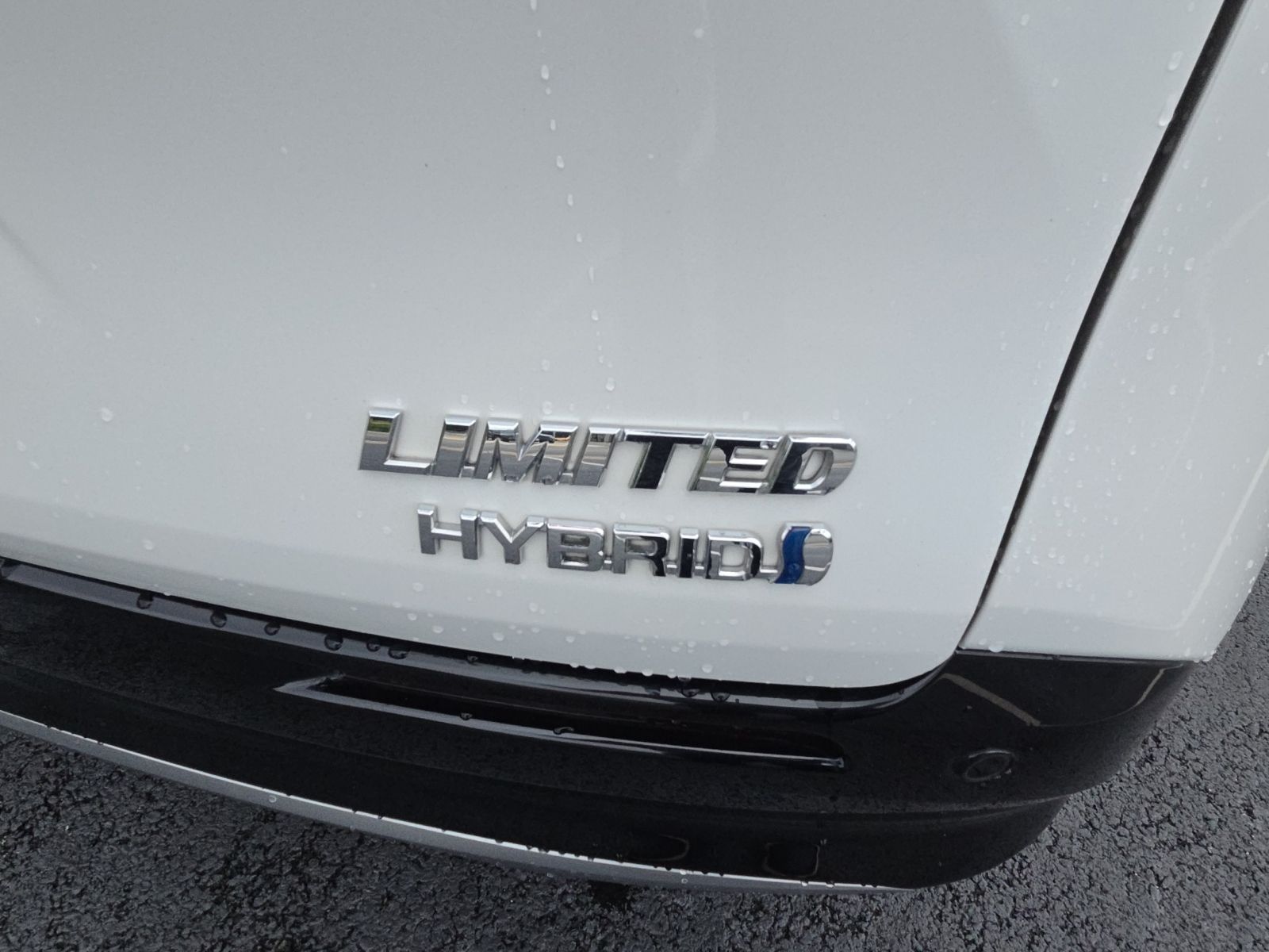 Used 2024 Beige Toyota Limited image 16