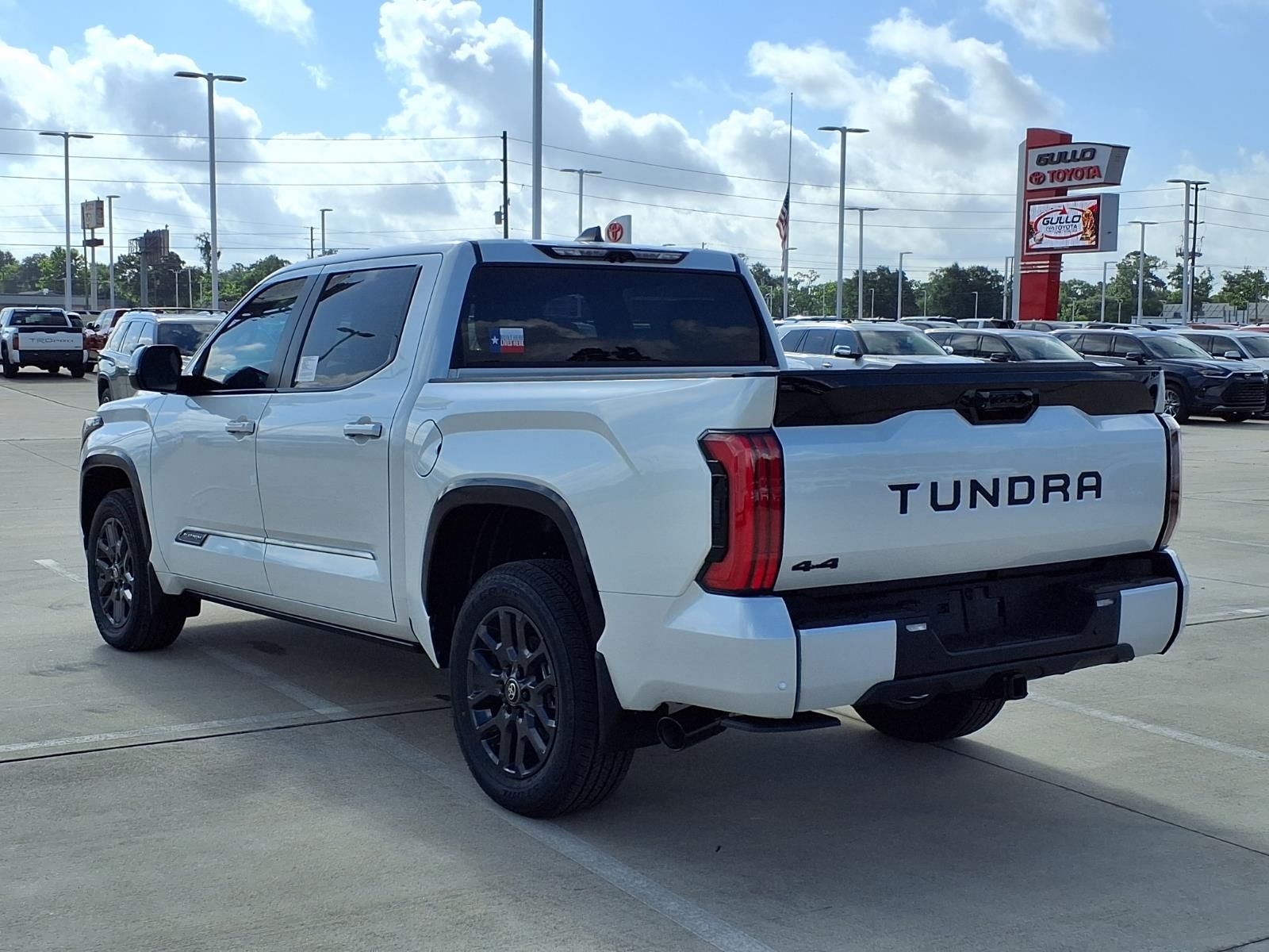 2026 Toyota Tundra Platinum - 1
