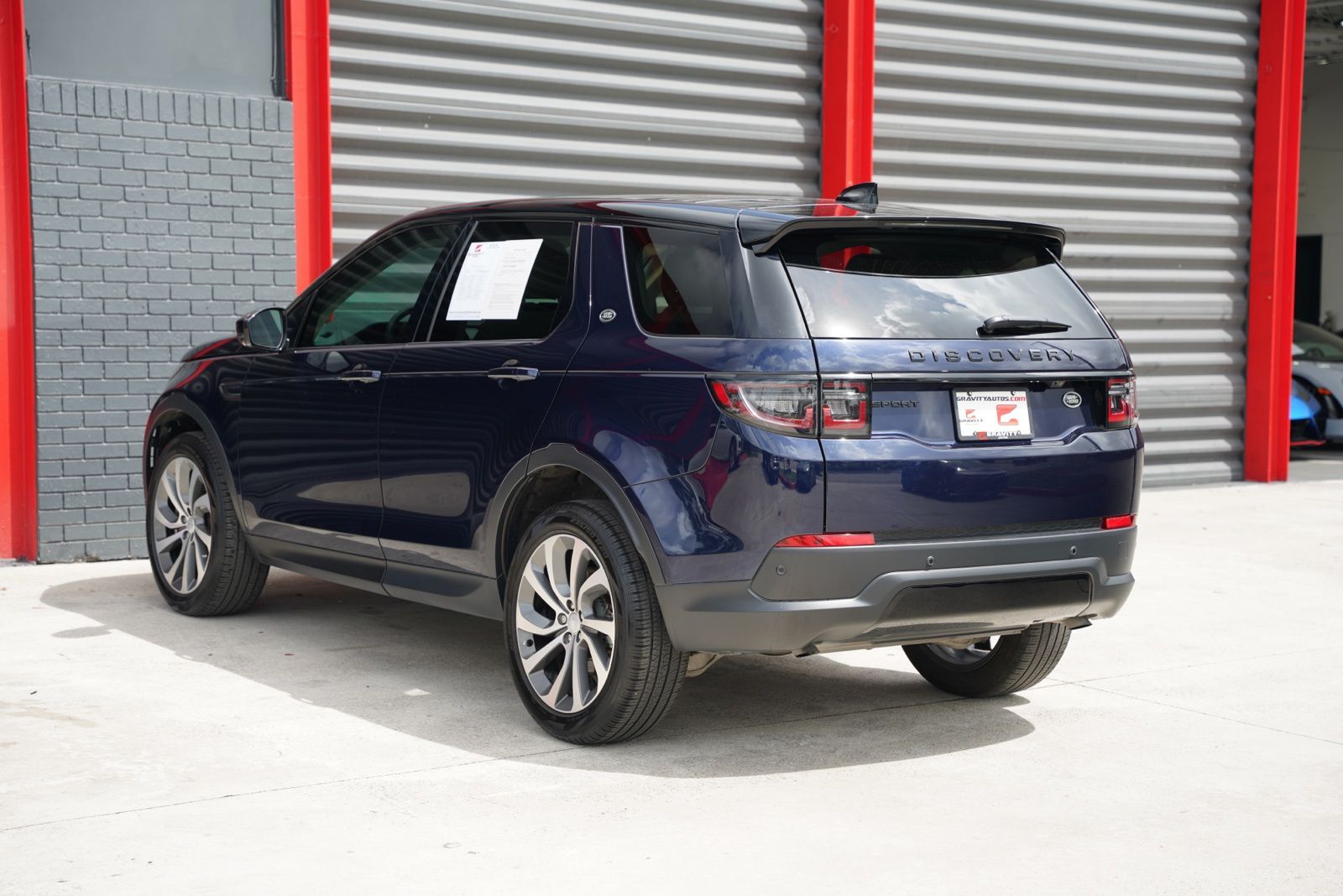 View vehicle photo 7