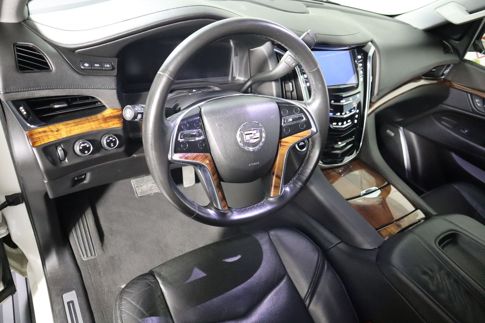 2015 Cadillac Escalade Premium photo