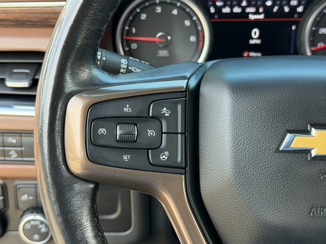 Used 2021 Iridescent Pearl Tricoat Chevrolet High Country image 26