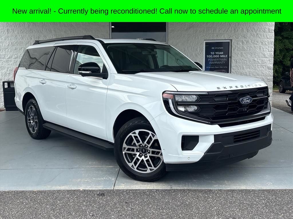 Oxford White 2025 Ford Expedition SUV / Crossover Four-Wheel Drive Automatic