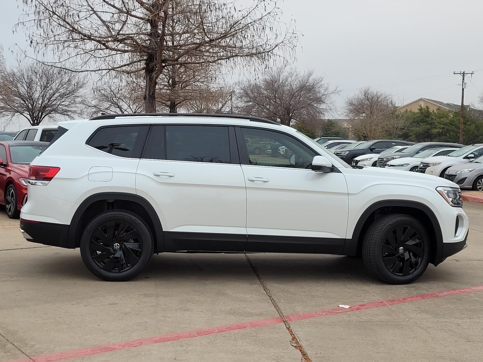 new 2026 Volkswagen Atlas car, priced at $41,399