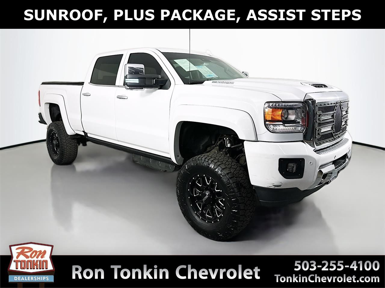 2017 GMC Sierra 2500HD Denali Crew Cab SB 4WD