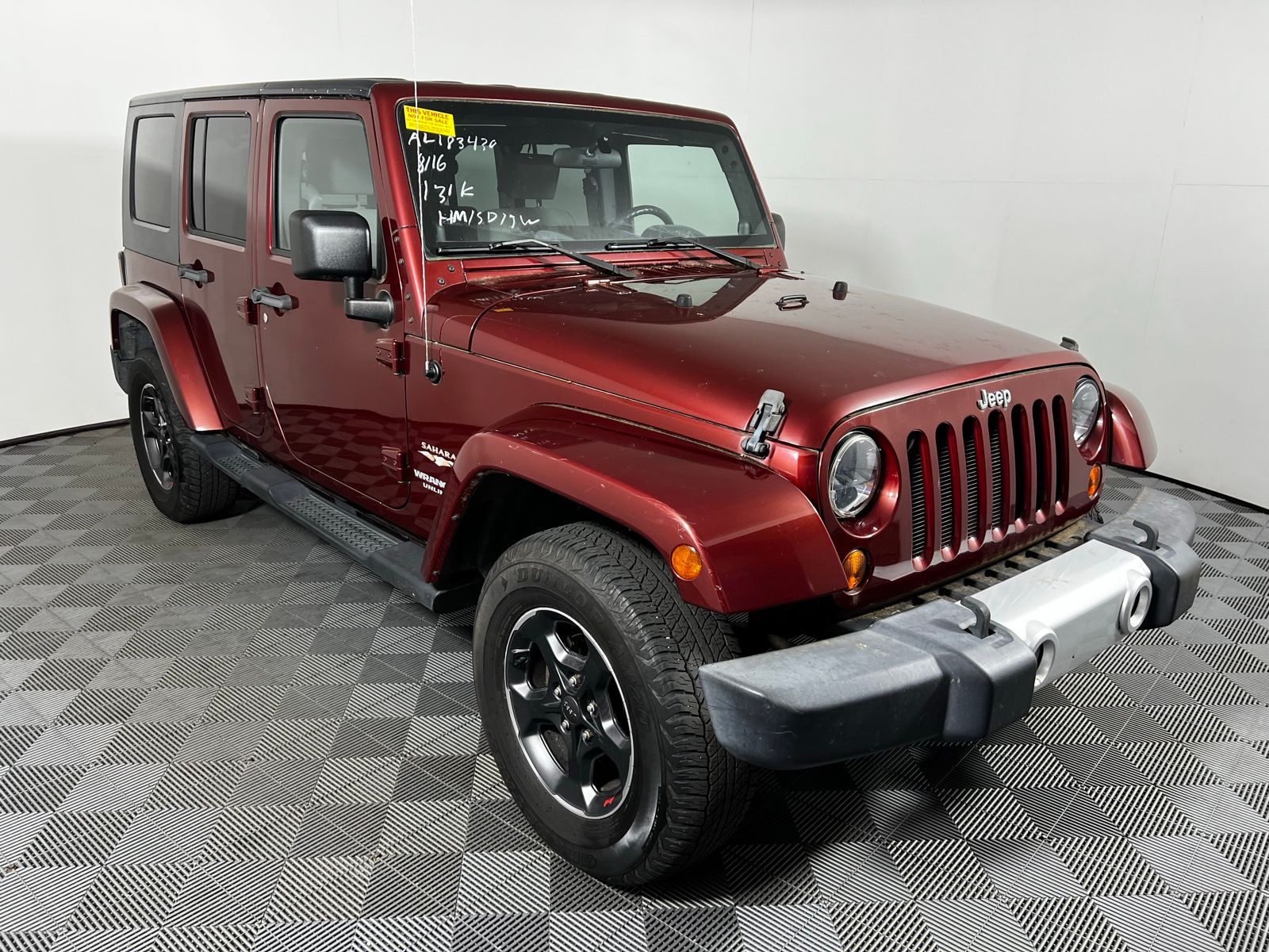 Thumbnail: 2010 Jeep Wrangler - 3