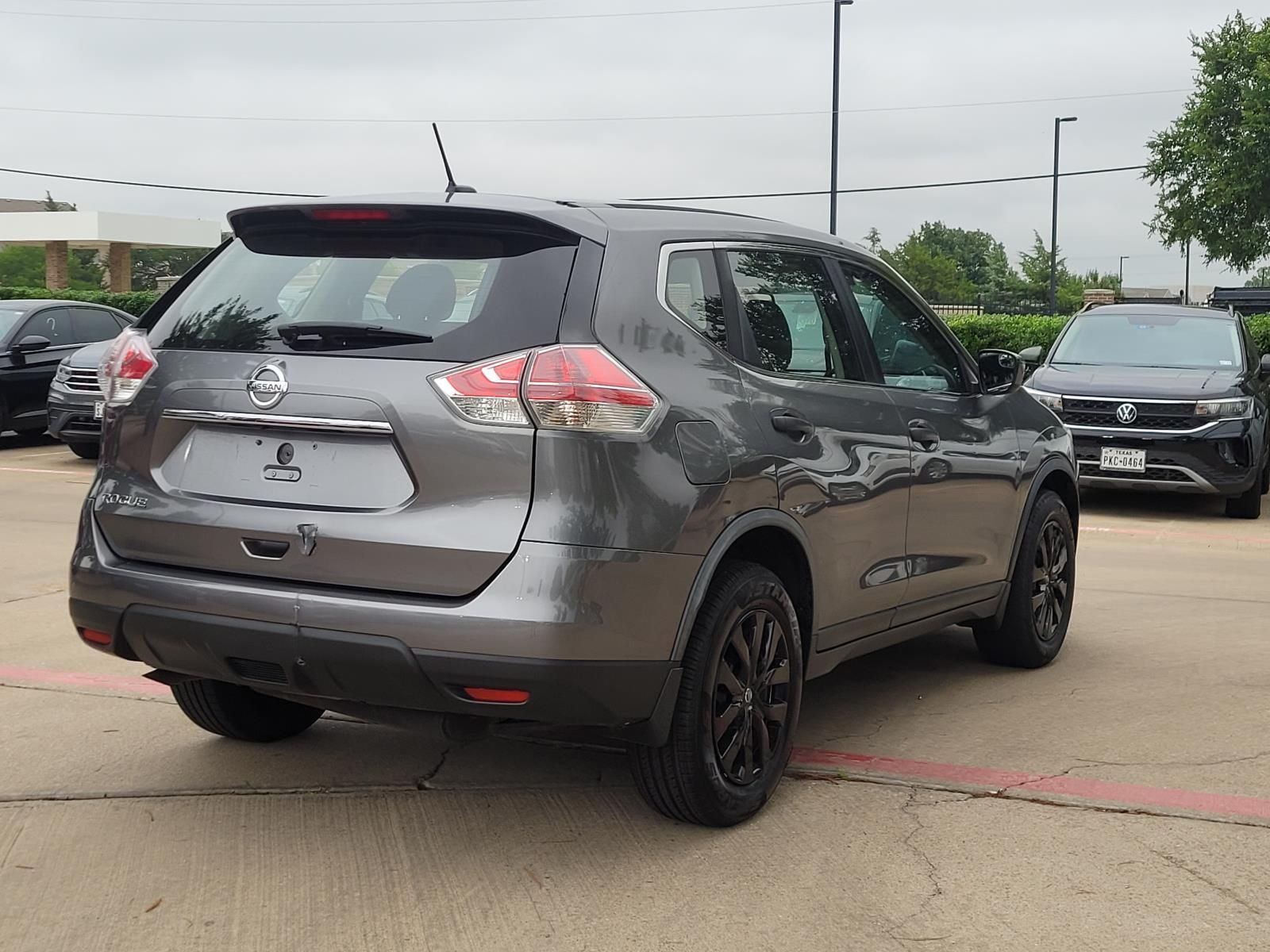 used 2016 Nissan Rogue car, priced at $9,750