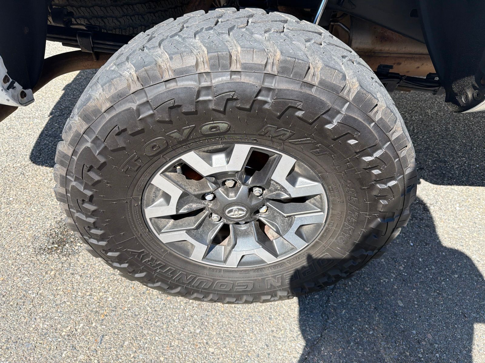 Used 2017 Super White Toyota TRD Off-Road image 25
