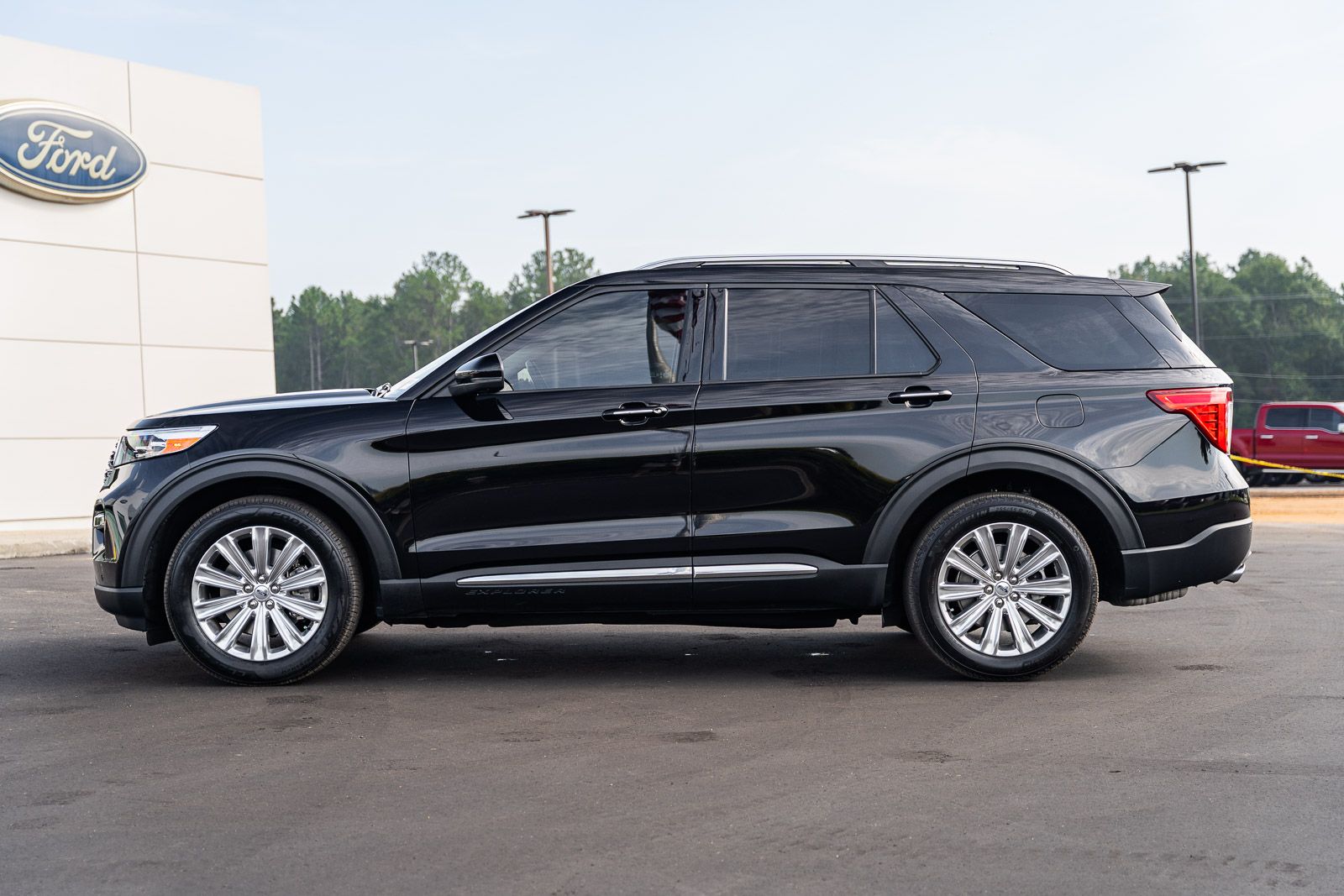 Used 2021 Ford Explorer SUV