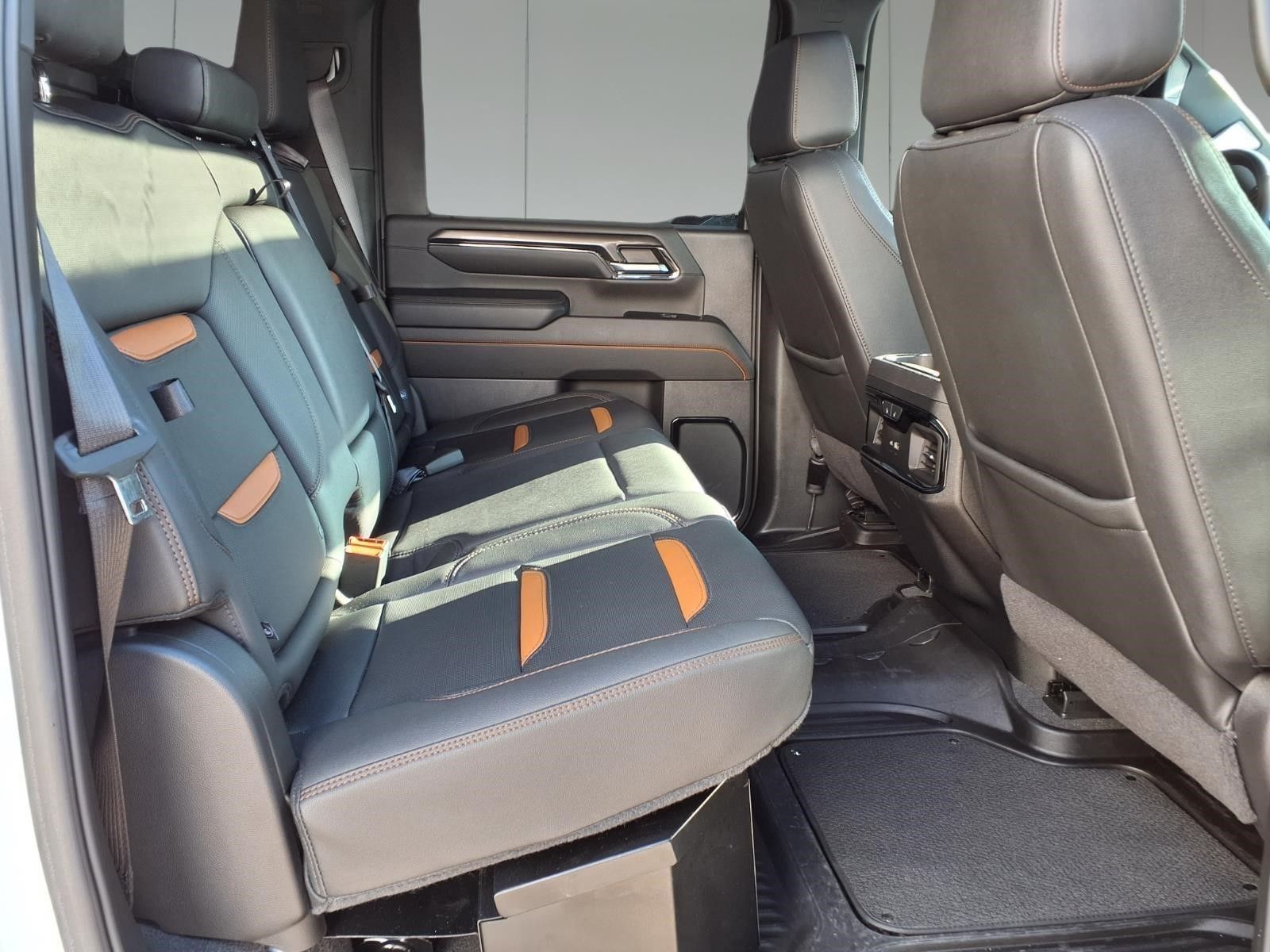 2024 GMC Sierra 2500HD AT4 White at Big Star Buick GMC