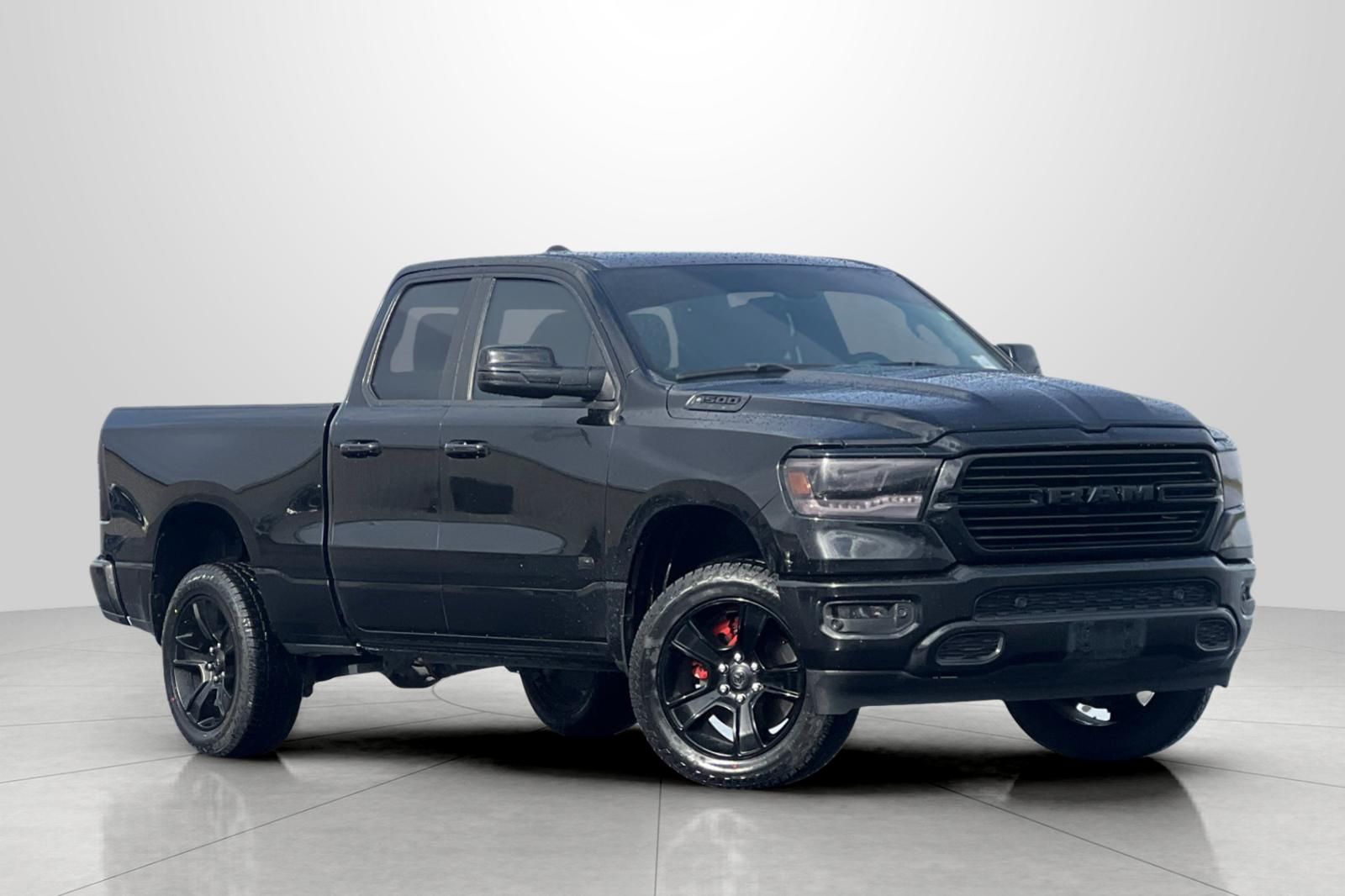 Diamond Black Crystal Pearlcoat 2021 RAM 1500 Big Horn Quad Cab 4WD Pickup Truck Four-Wheel Drive 8-Speed Automatic