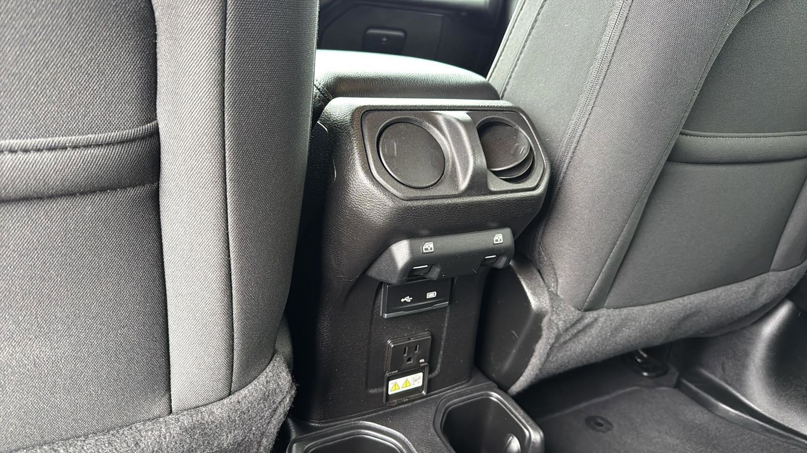 Used Car 2020 Jeep Wrangler  Unlimited Sahara For Sale Under $35,000 In Austin, Texas