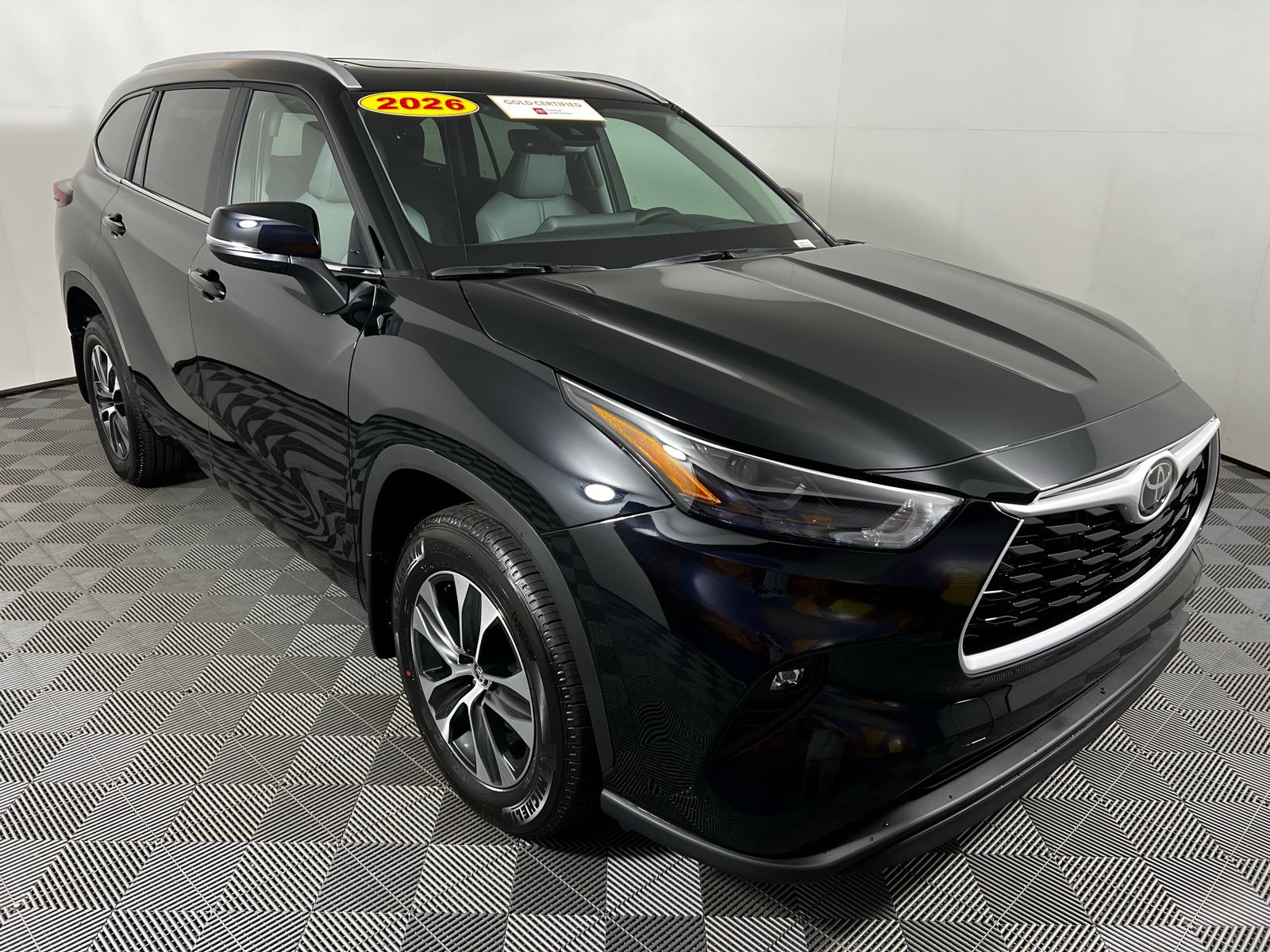 Thumbnail: 2026 Toyota Highlander - 3