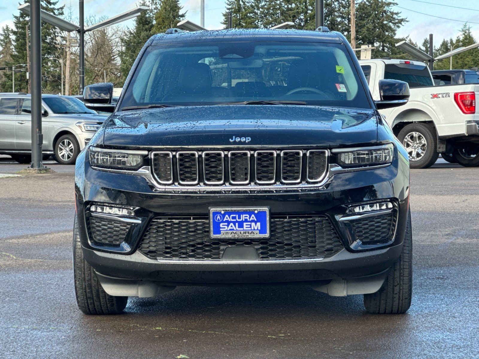used 2023 Jeep Grand Cherokee car, priced at $25,998