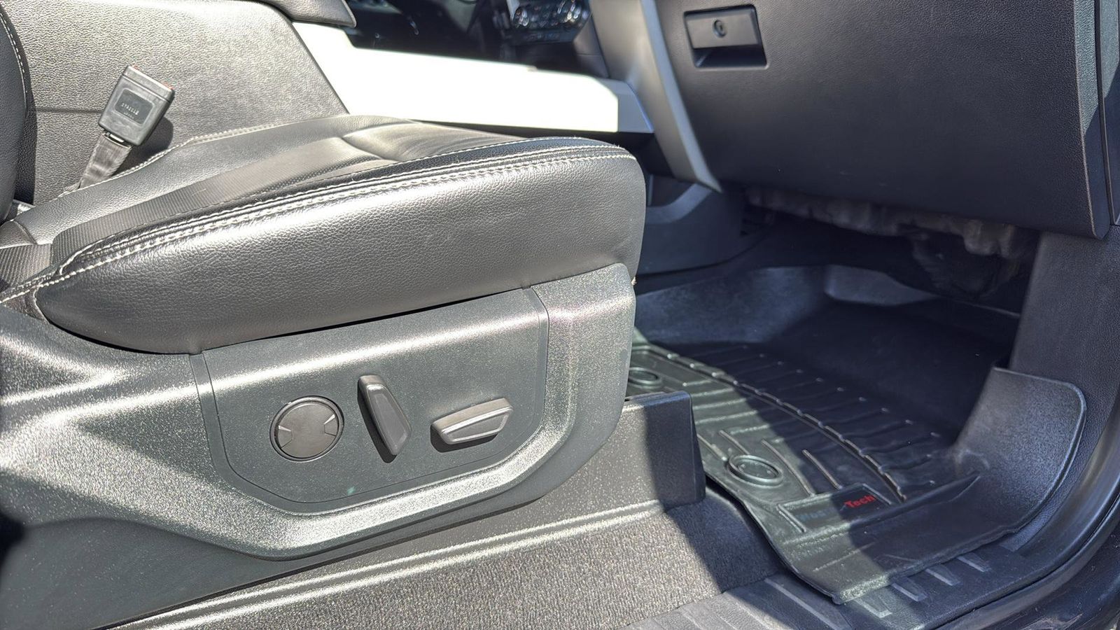 Used Car 2020 Ford F-250sd  Lariat For Sale Under $60,000 In Austin, Texas