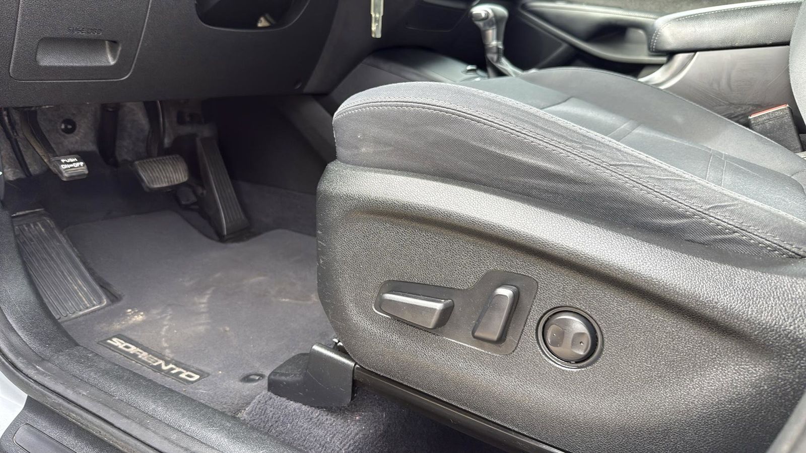 Used Car 2019 Kia Sorento  Lx For Sale Under $15,000 In Austin, Texas