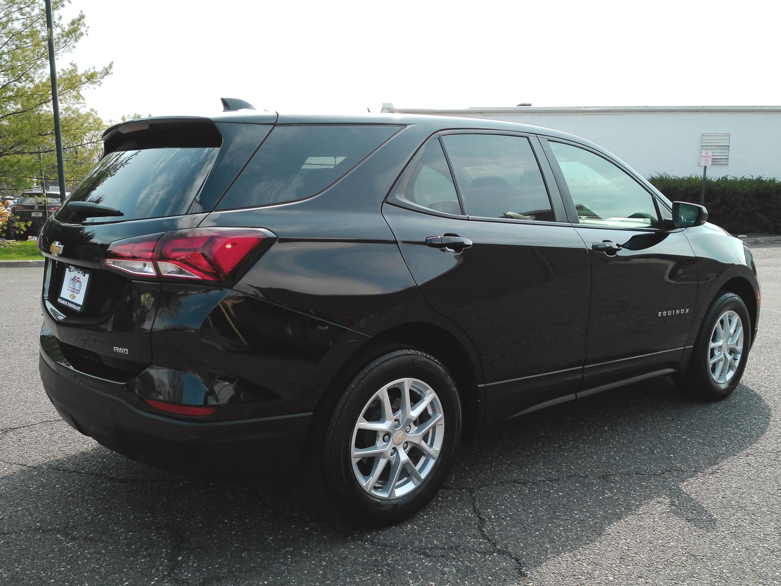 View vehicle photo 6