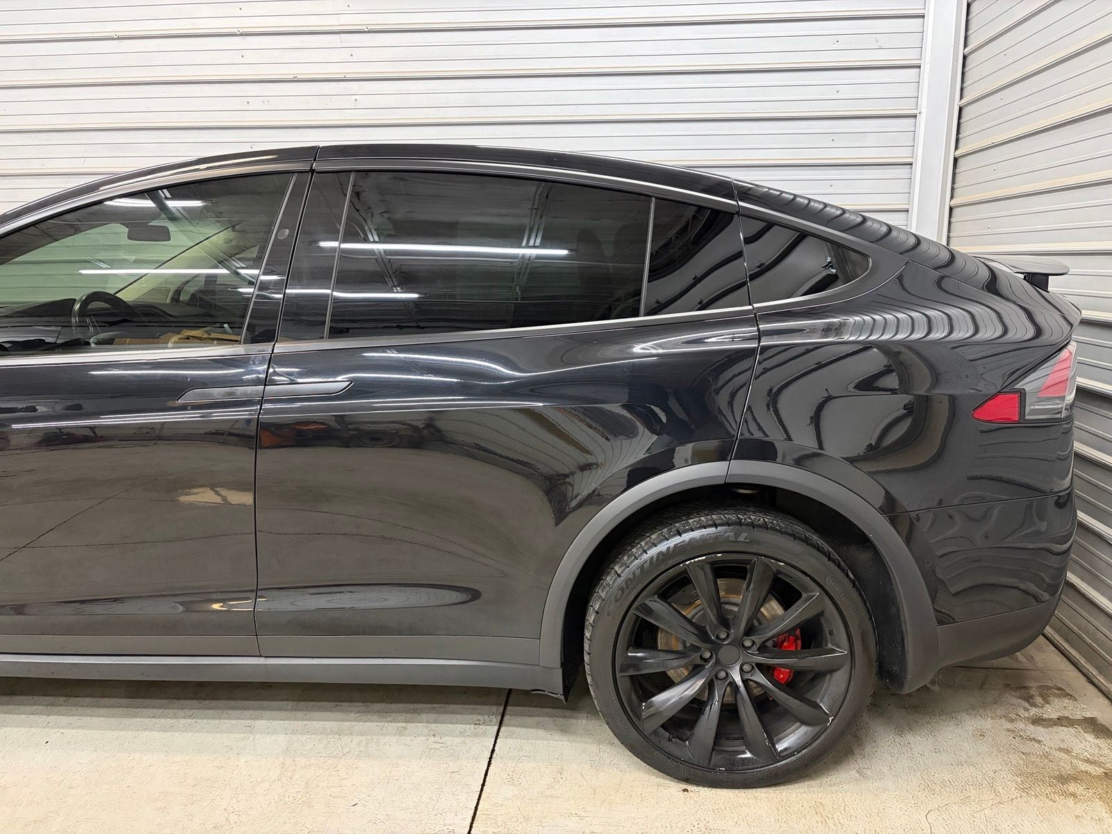Photo 5 of 2017 Tesla Model X P100D