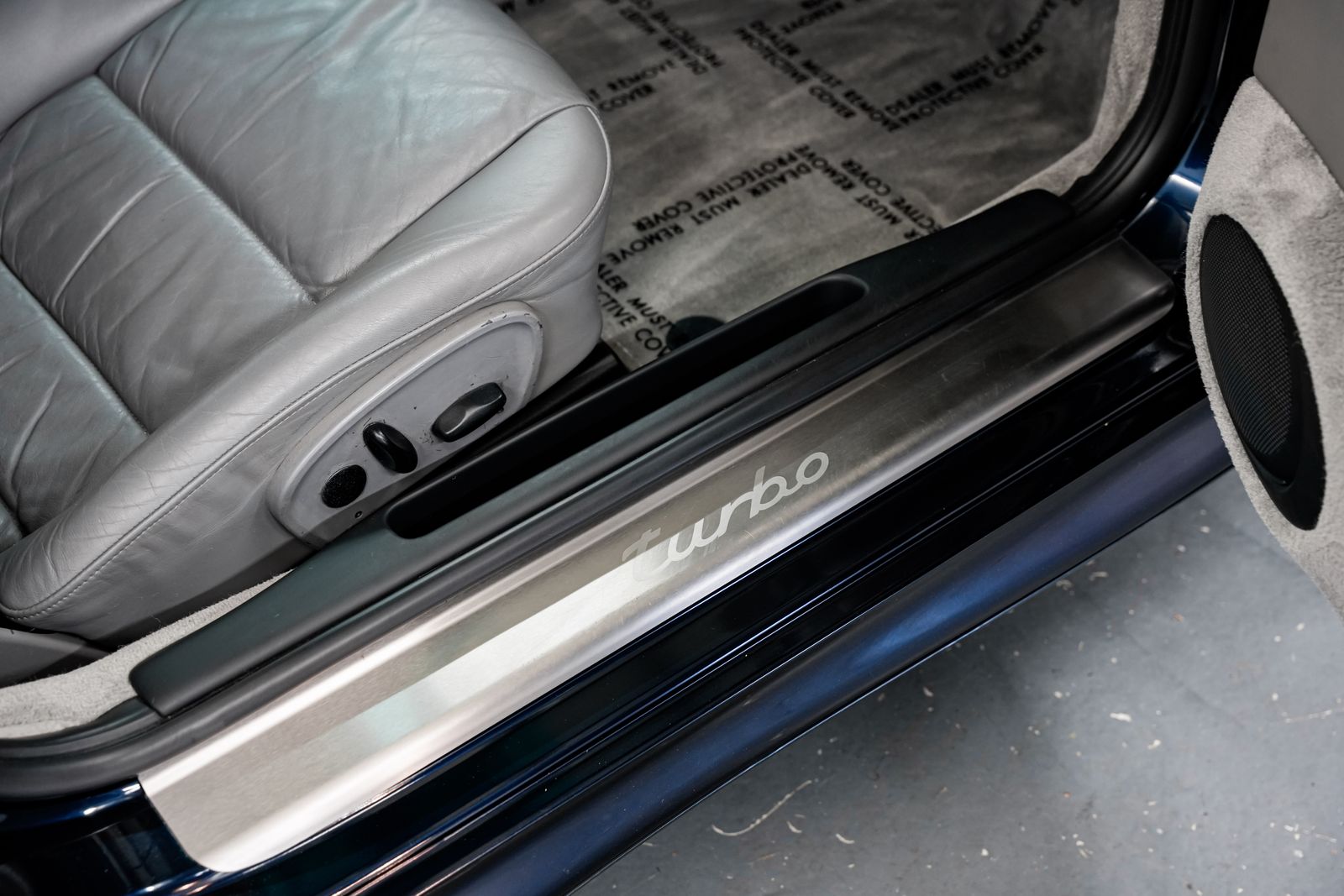 2002 Porsche 911 Turbo — photo 26