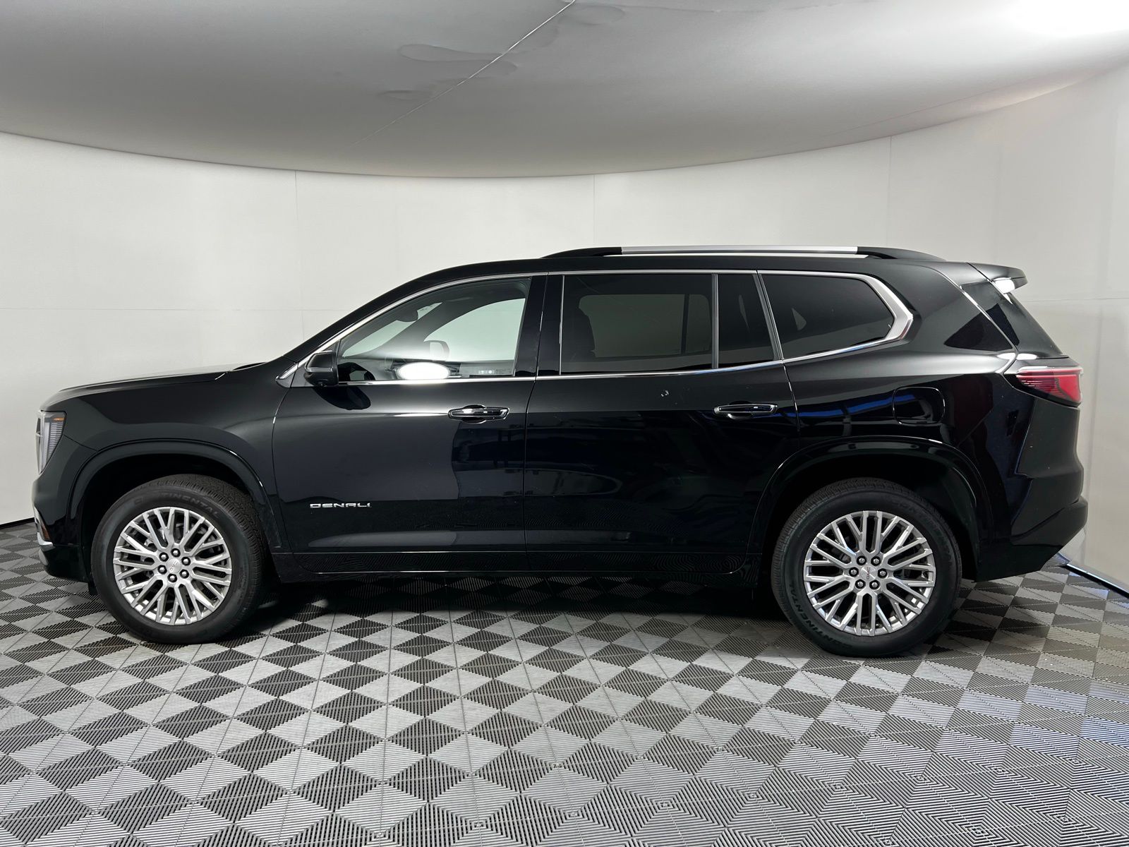 Thumbnail: 2024 GMC Acadia - 8