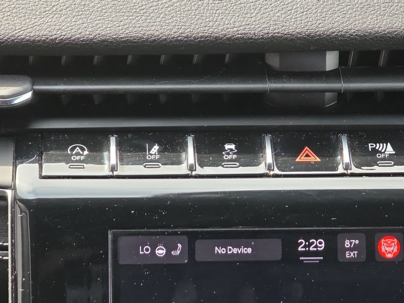 Used 2023 Red Jeep Altitude image 34