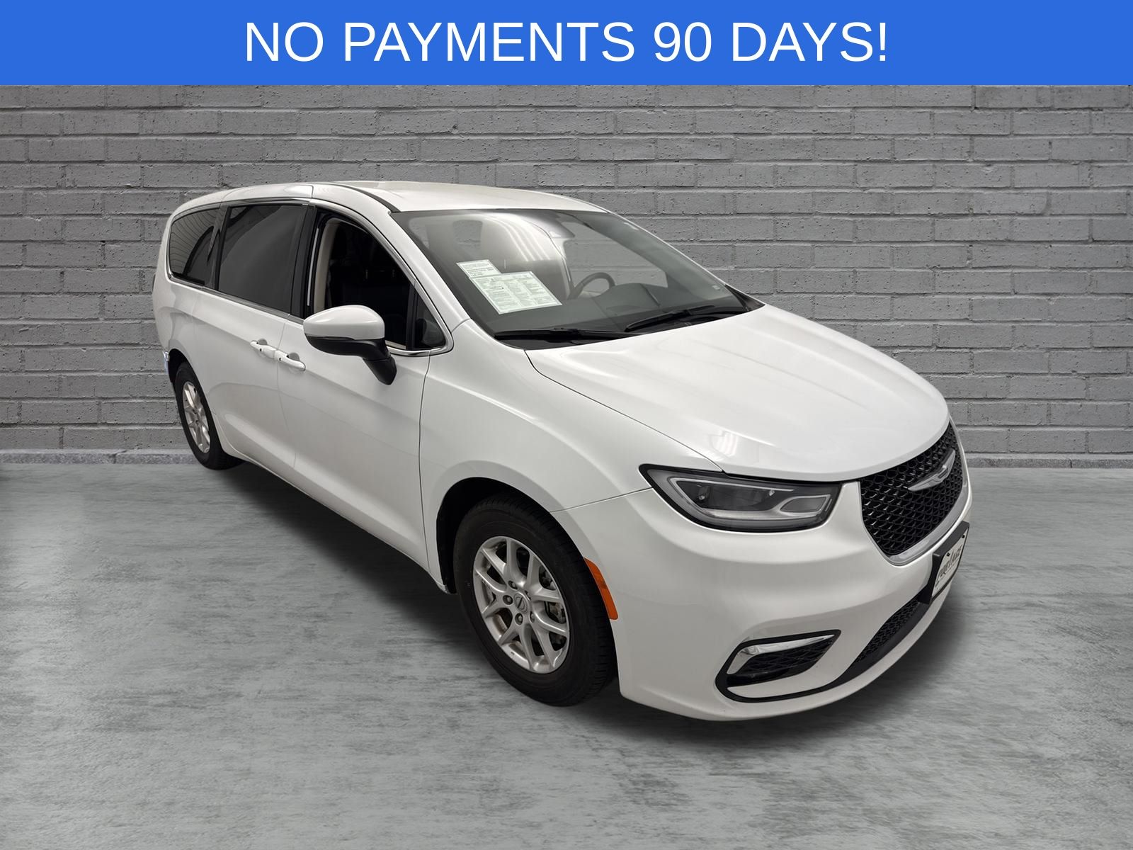 2023 Chrysler Pacifica Touring L