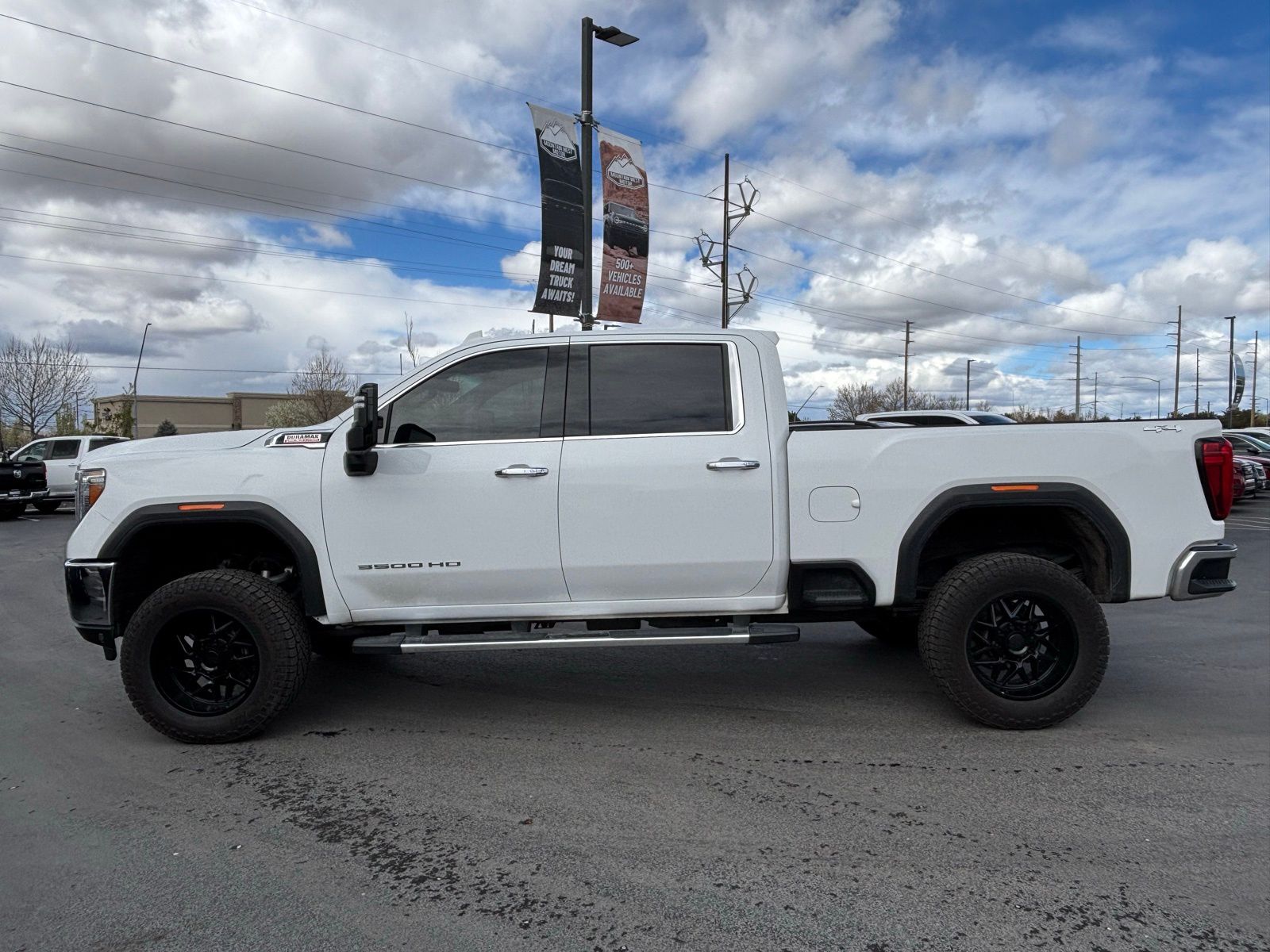 View vehicle photo 3