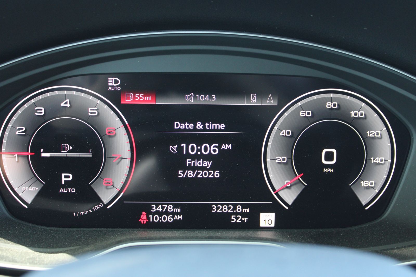 Used 2025  Audi 40 Premium Plus image 6