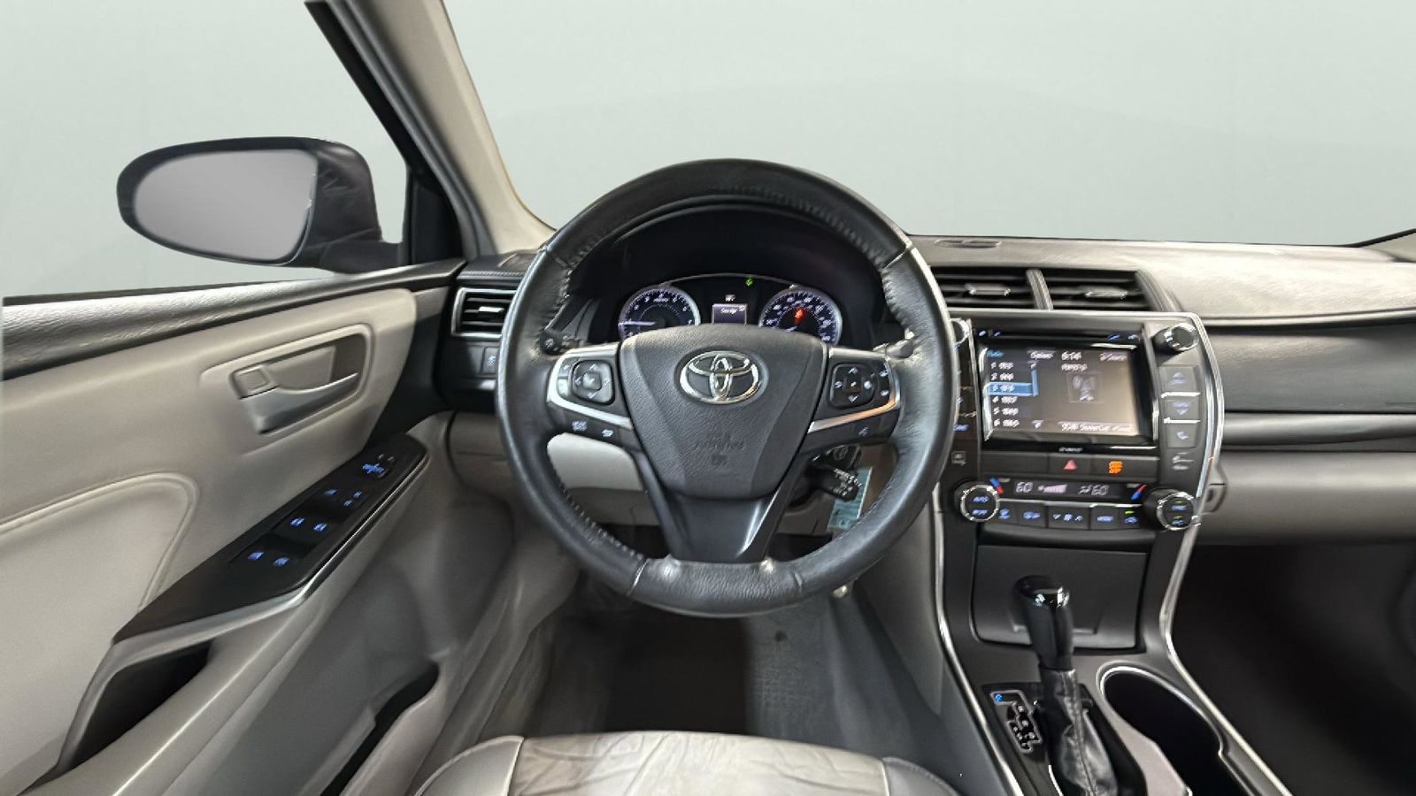 Used Car 2017 Toyota Camry  Xle For Sale Under $15,000 In Austin, Texas