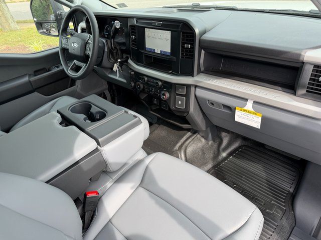 New 2026 Oxford White Ford XL image 10