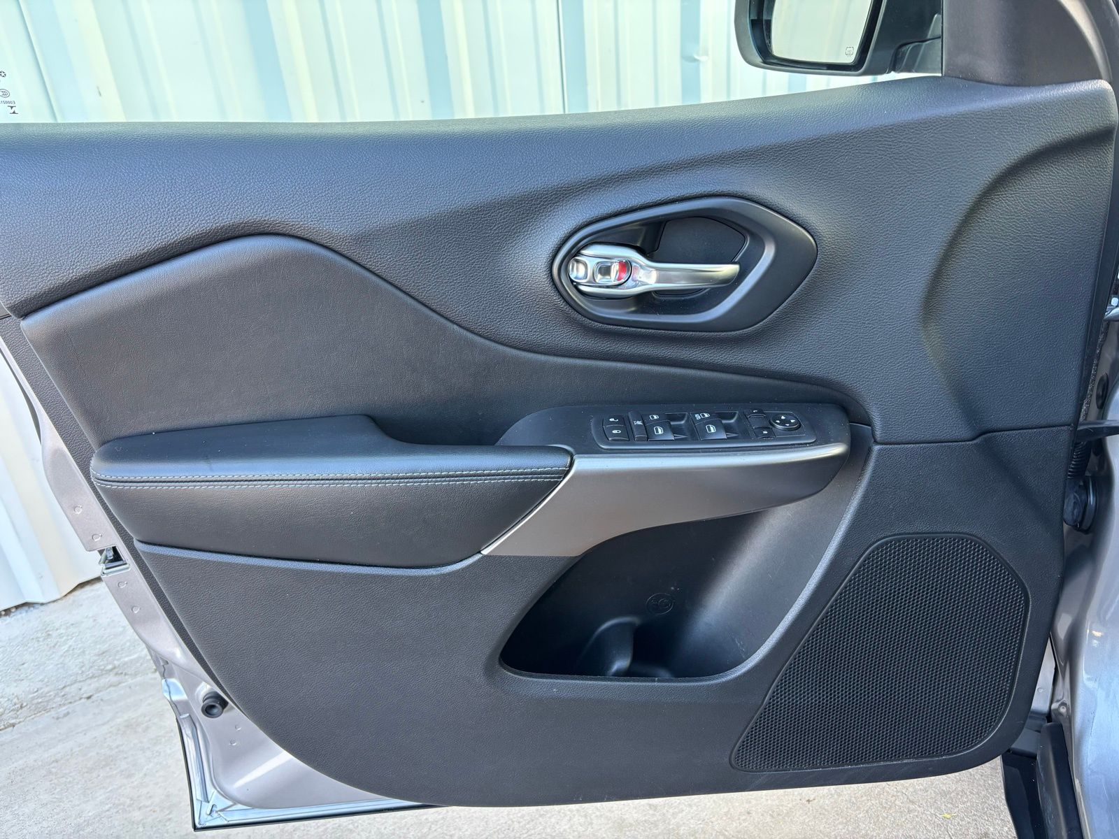 Used Car 2019 Jeep Cherokee  Latitude For Sale Under $10,000 In Austin, Texas