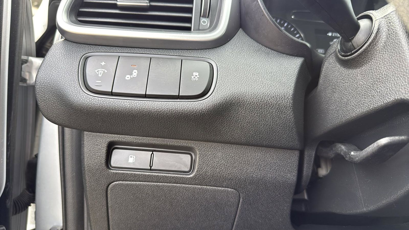 Used Car 2019 Kia Sorento  Lx For Sale Under $15,000 In Austin, Texas