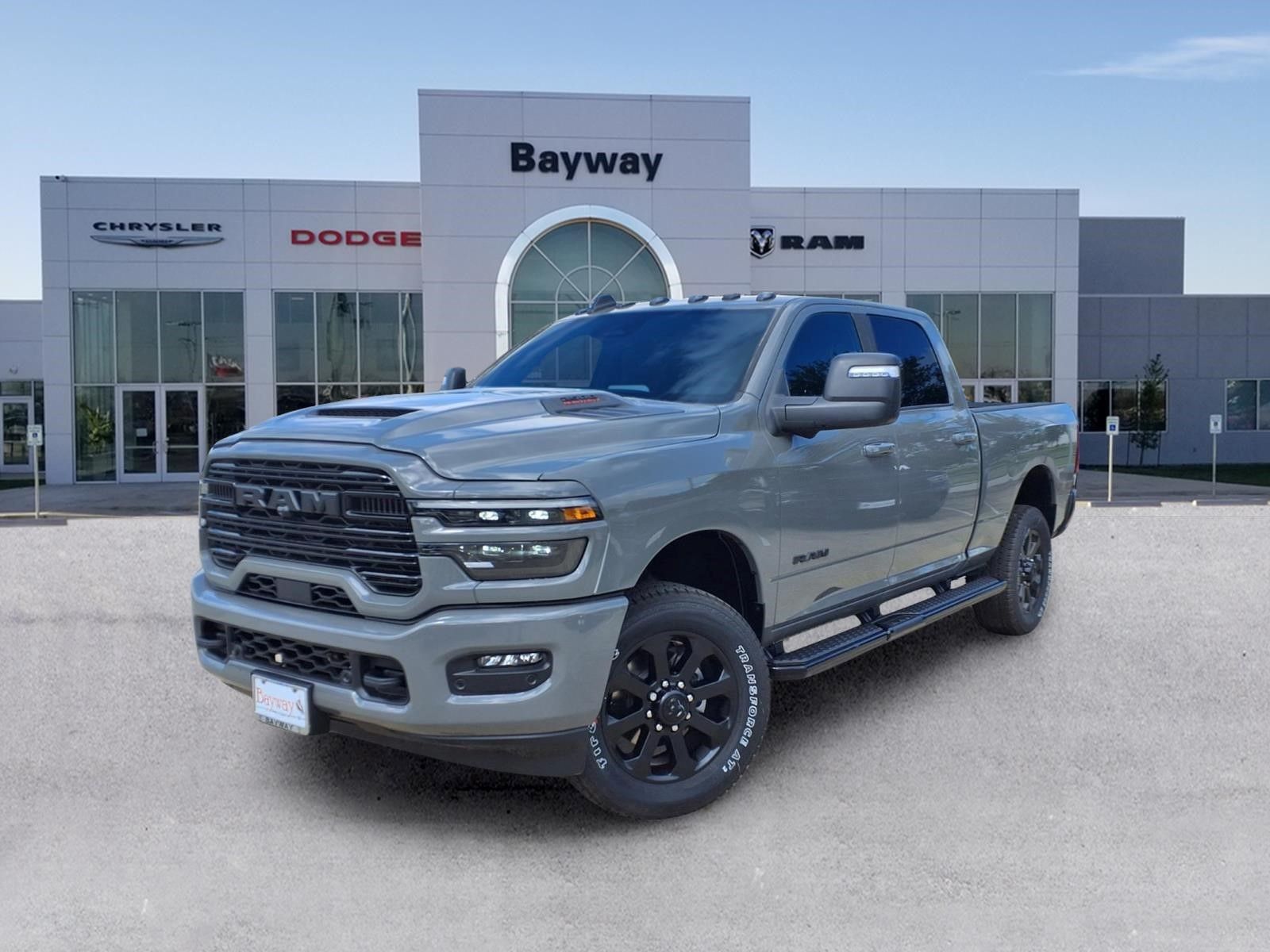 Ceramic Gray Clearcoat 2026 RAM 2500 Laramie Crew Cab 4WD Pickup Truck Four-Wheel Drive 8-Speed Automatic
