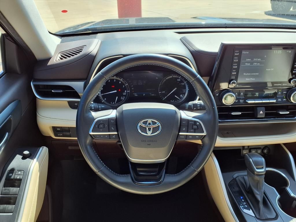2021 Toyota Highlander XLE Blue at DeMontrond Mazda