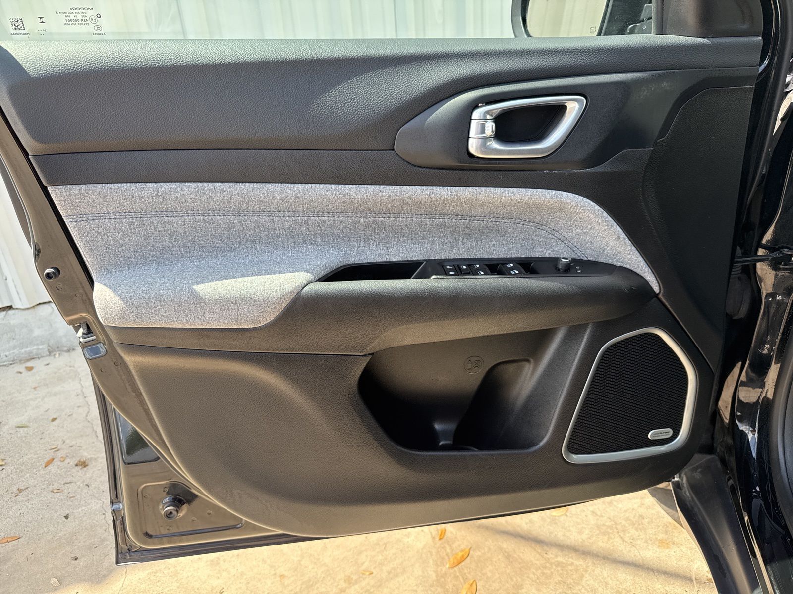 Used Car 2025 Jeep Compass  Latitude For Sale Under $25,000 In Austin, Texas