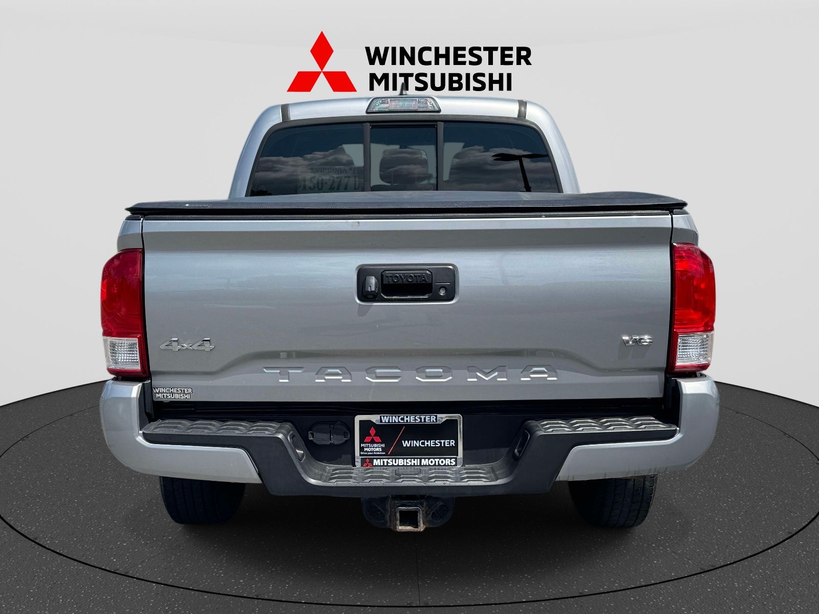 View vehicle photo 3